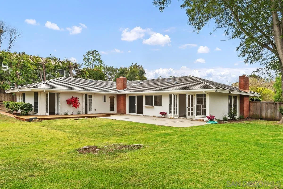 6229 La Jolla Mesa Dr