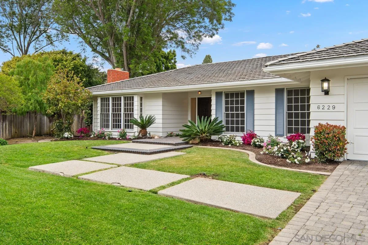 6229 La Jolla Mesa Dr