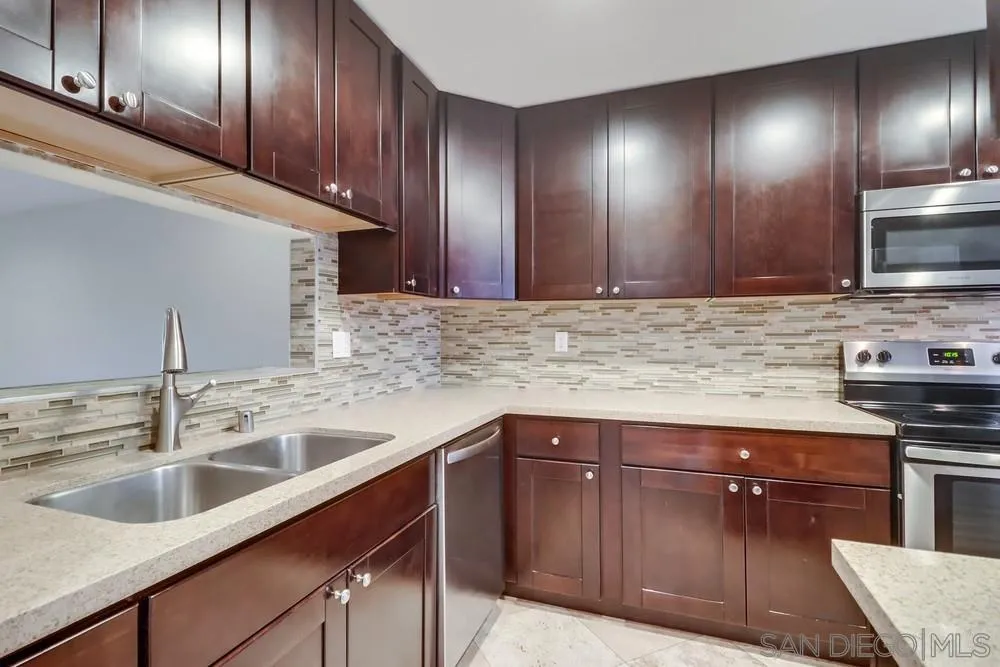 6960 Golfcrest Dr Unit B320