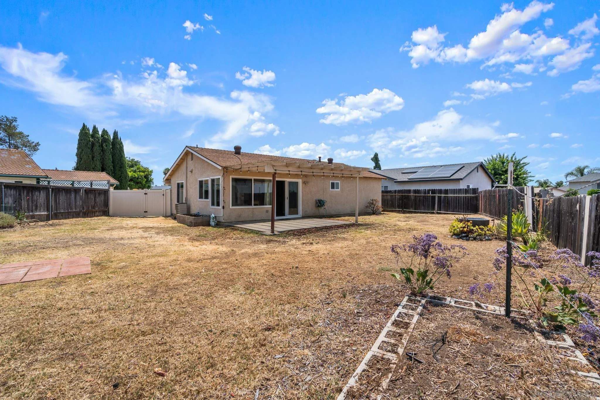 9136 Kensett Pl
