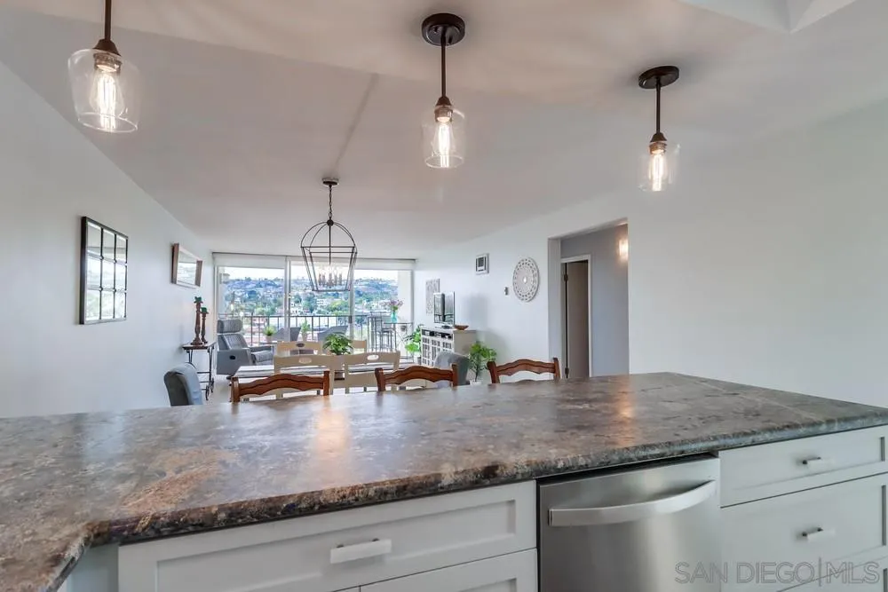 4944 Cass St Unit 804