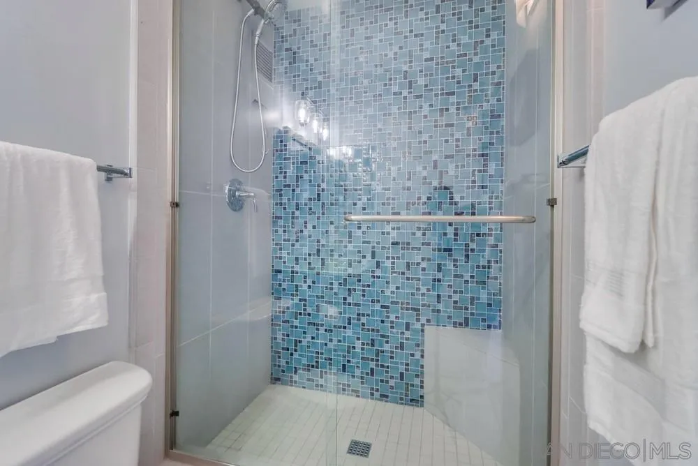 4944 Cass St Unit 804