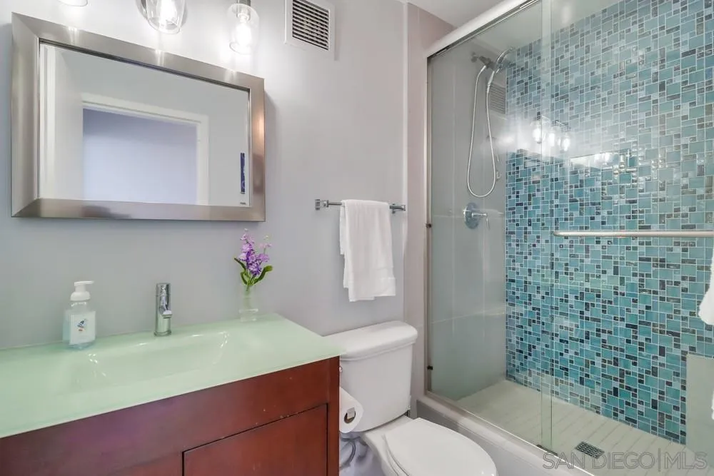 4944 Cass St Unit 804