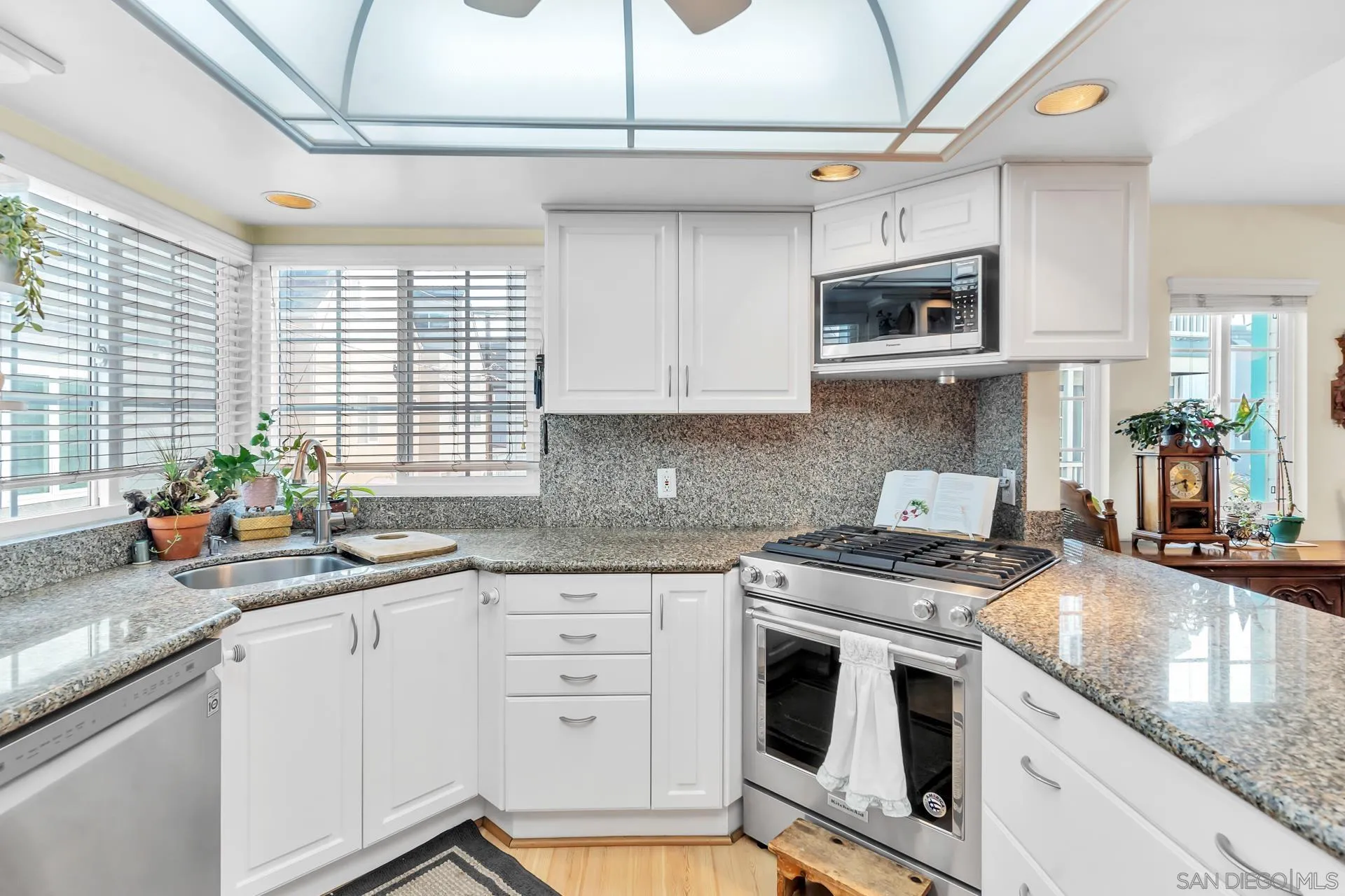 829 Seagirt Ct