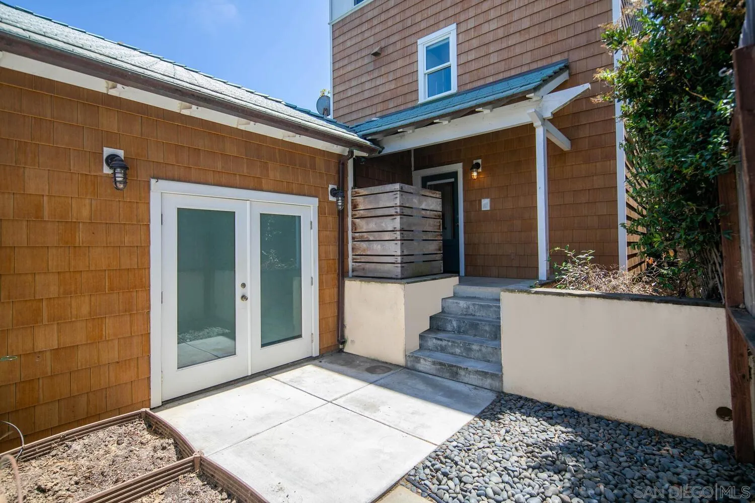 4920 Del Mar Ave