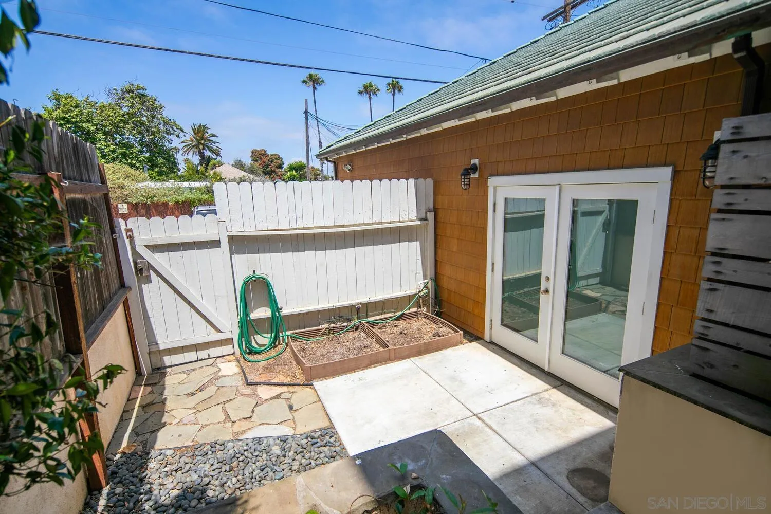 4920 Del Mar Ave