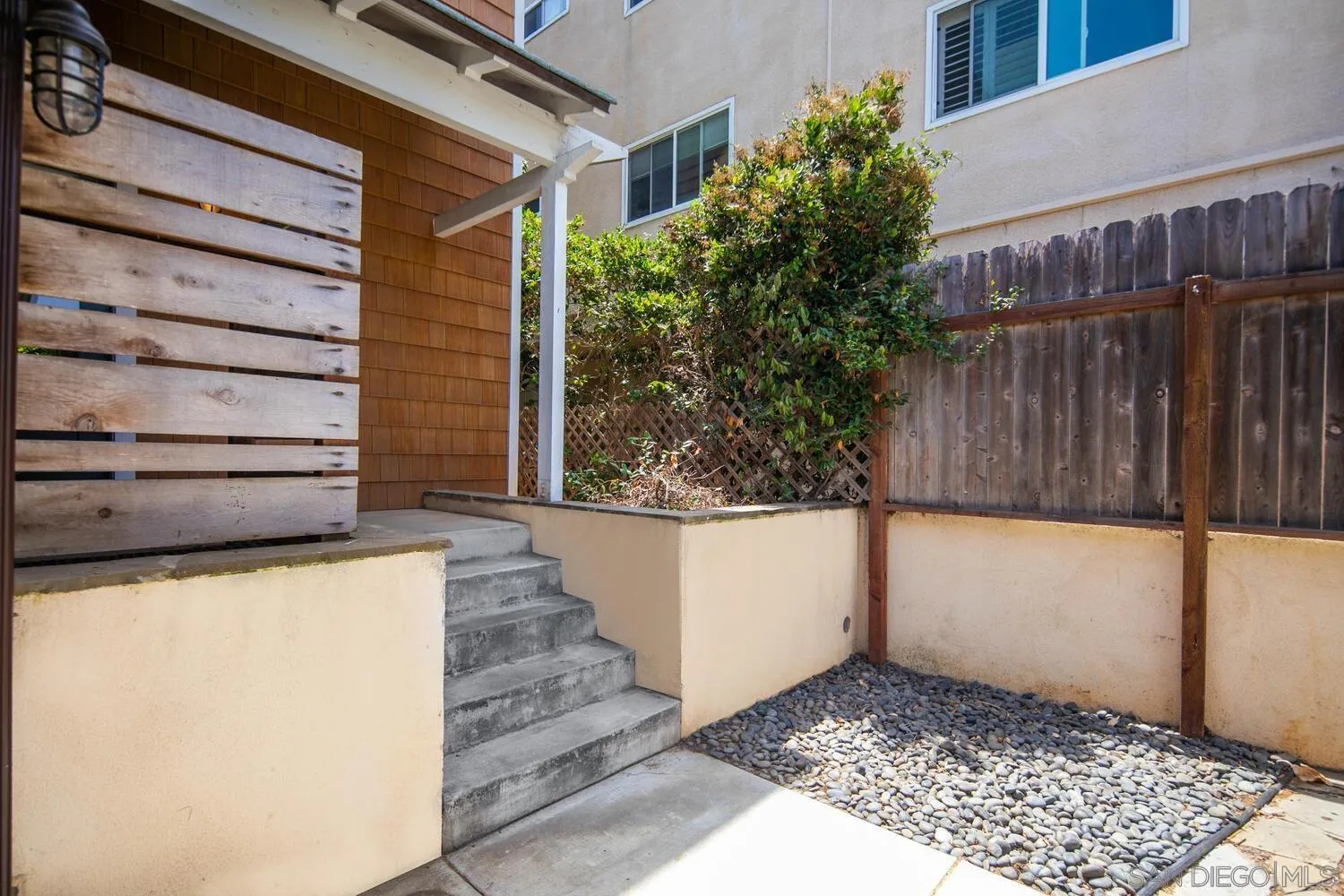 4920 Del Mar Ave