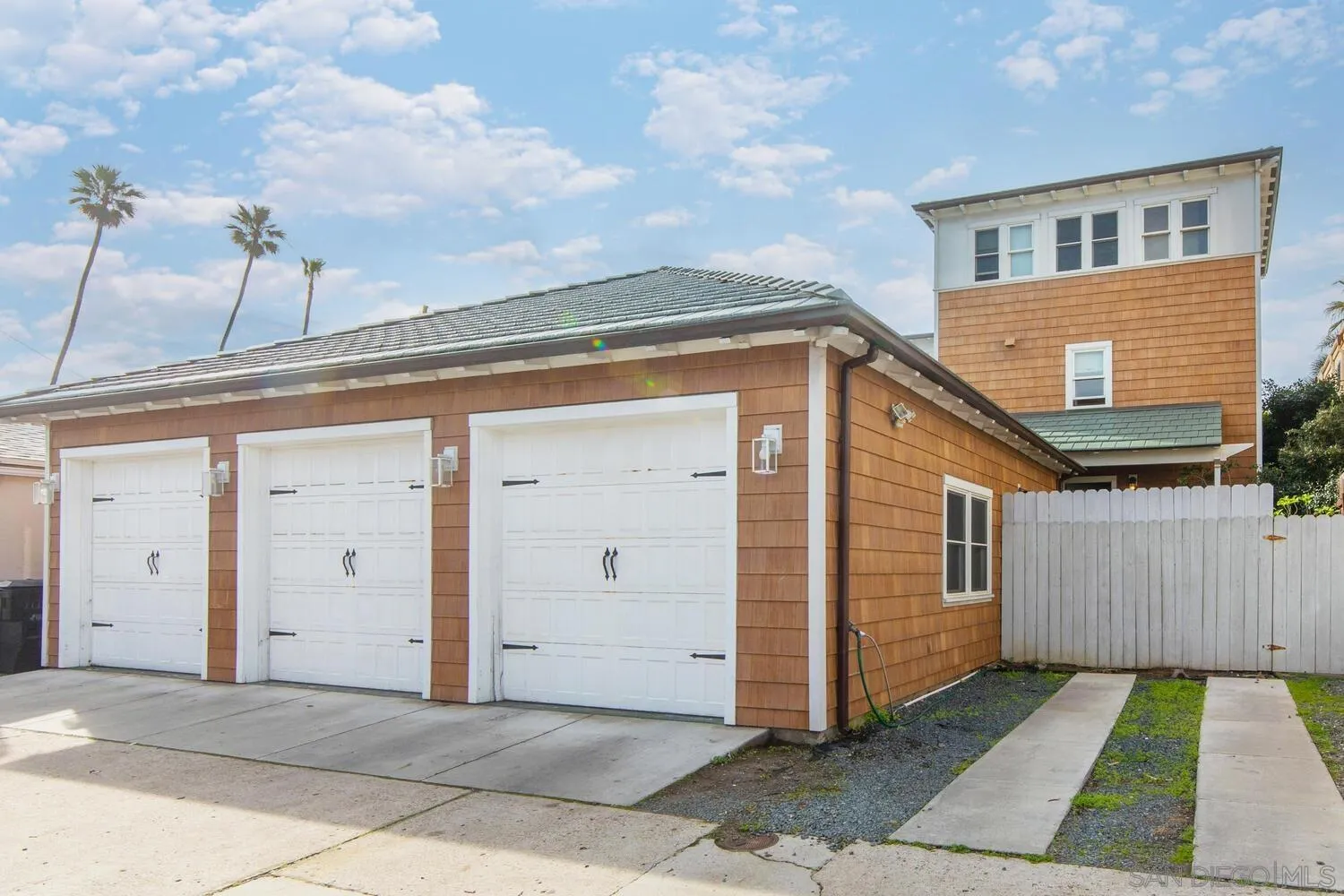 4920 Del Mar Ave