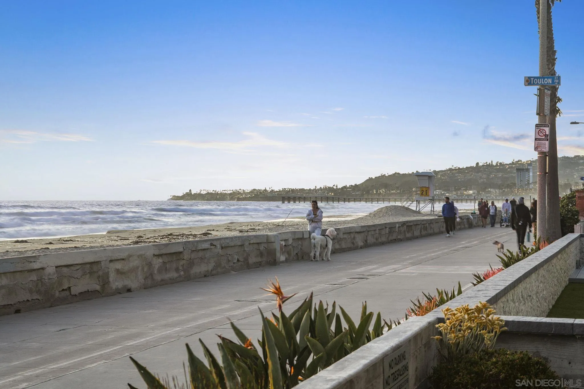 3865 Ocean Front Walk