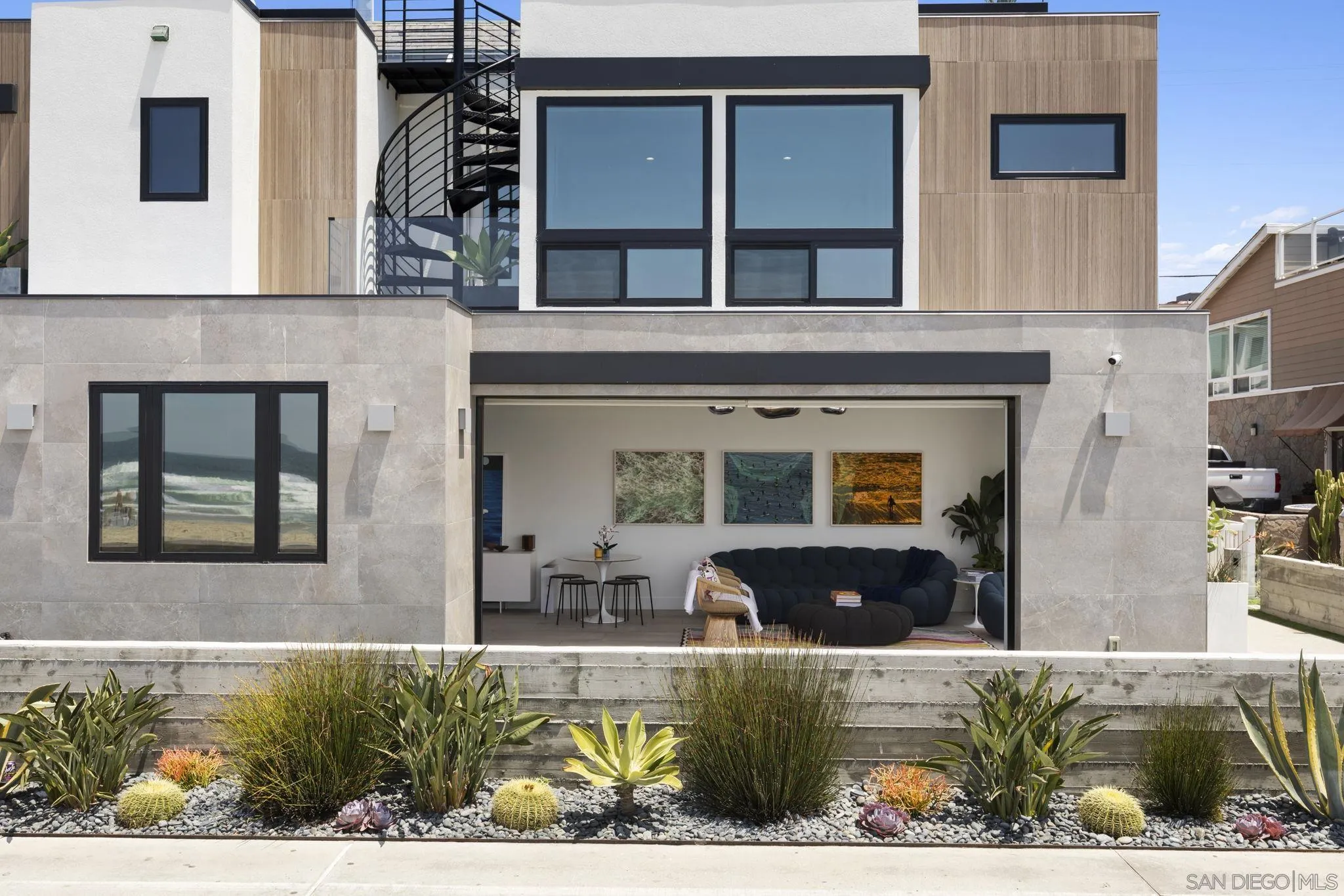3865 Ocean Front Walk