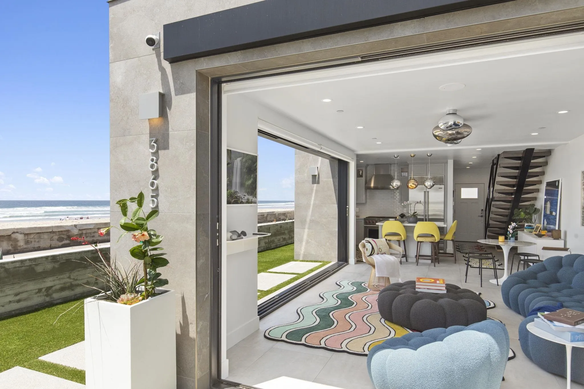 3865 Ocean Front Walk