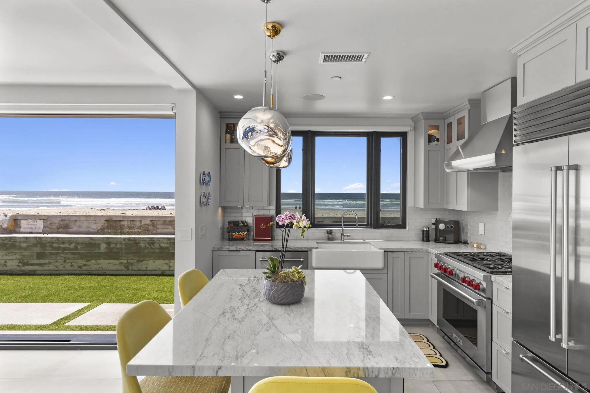 3865 Ocean Front Walk