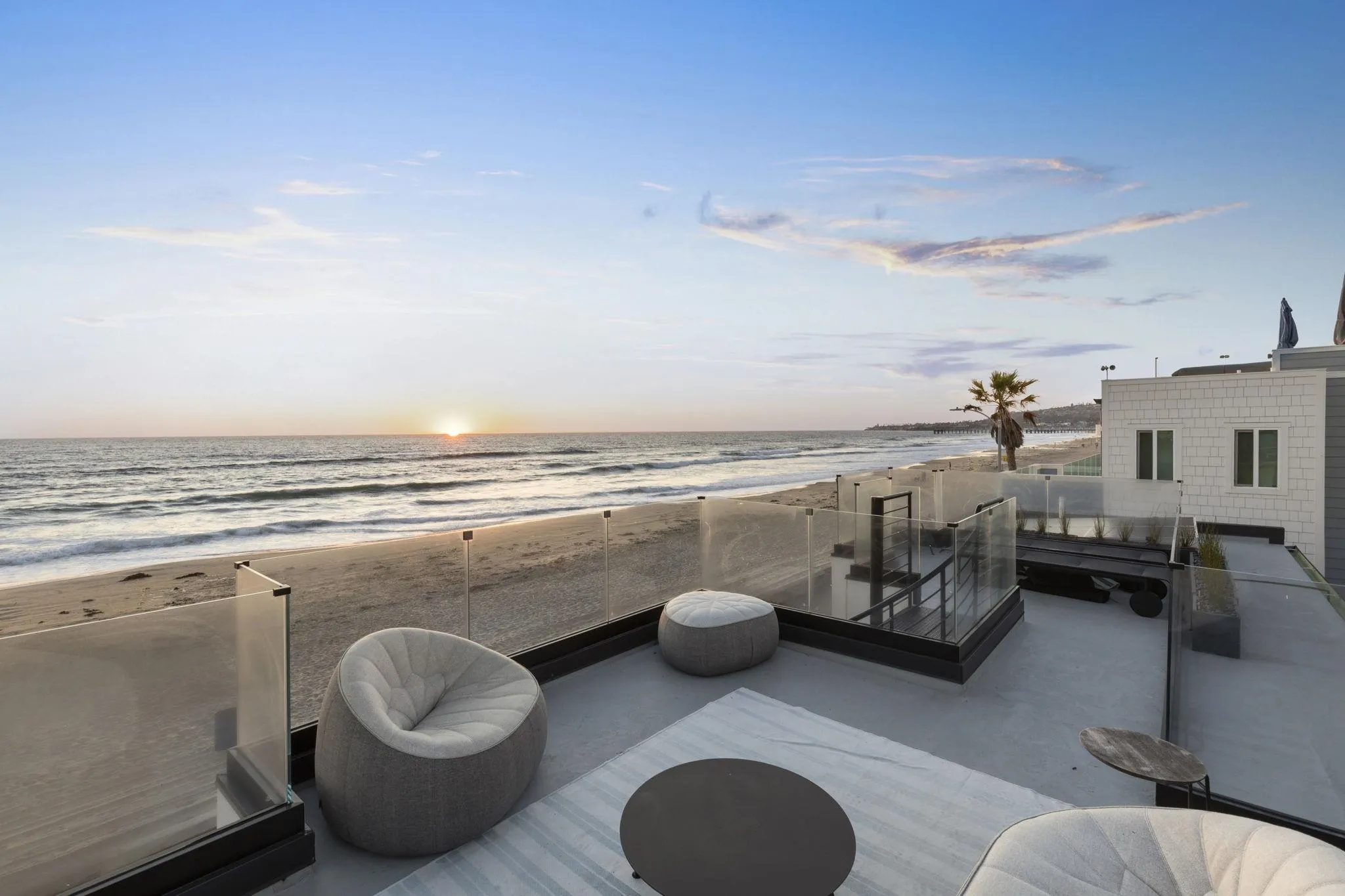3865 Ocean Front Walk