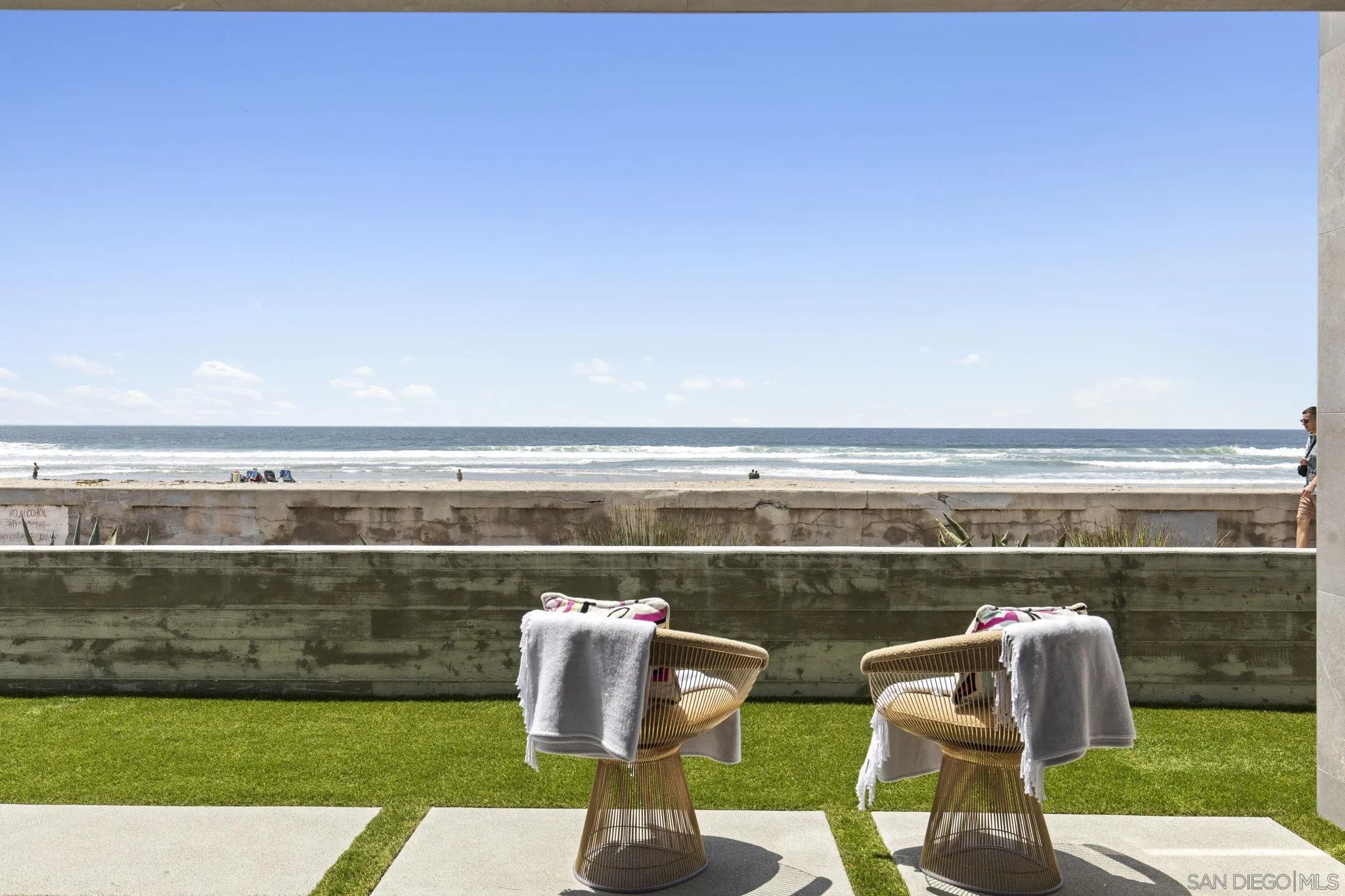 3865 Ocean Front Walk