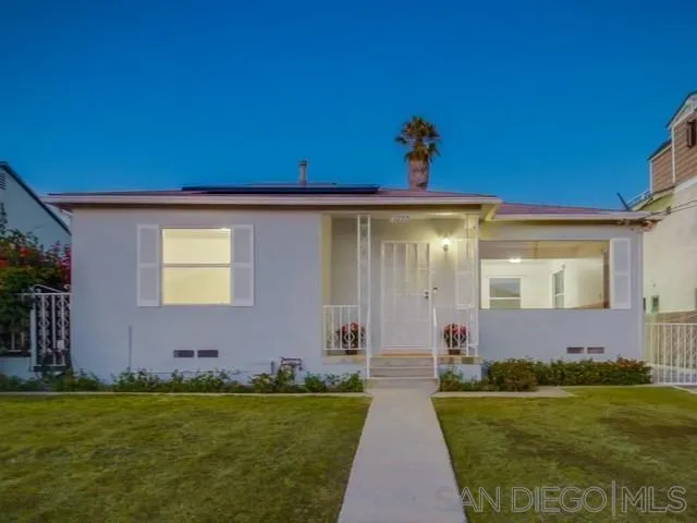 3220 Keats Street