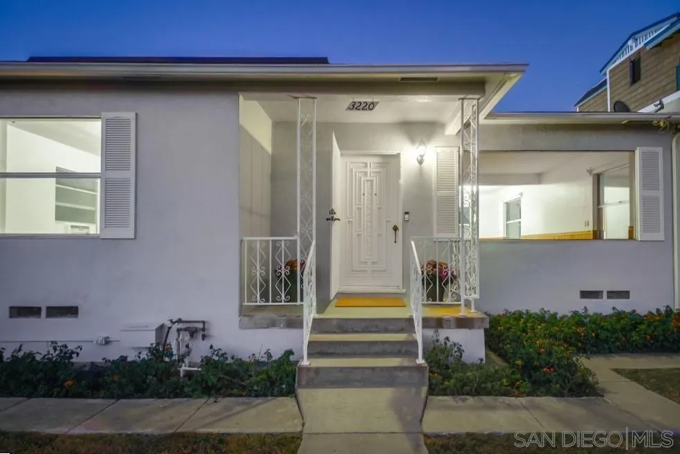 3220 Keats Street