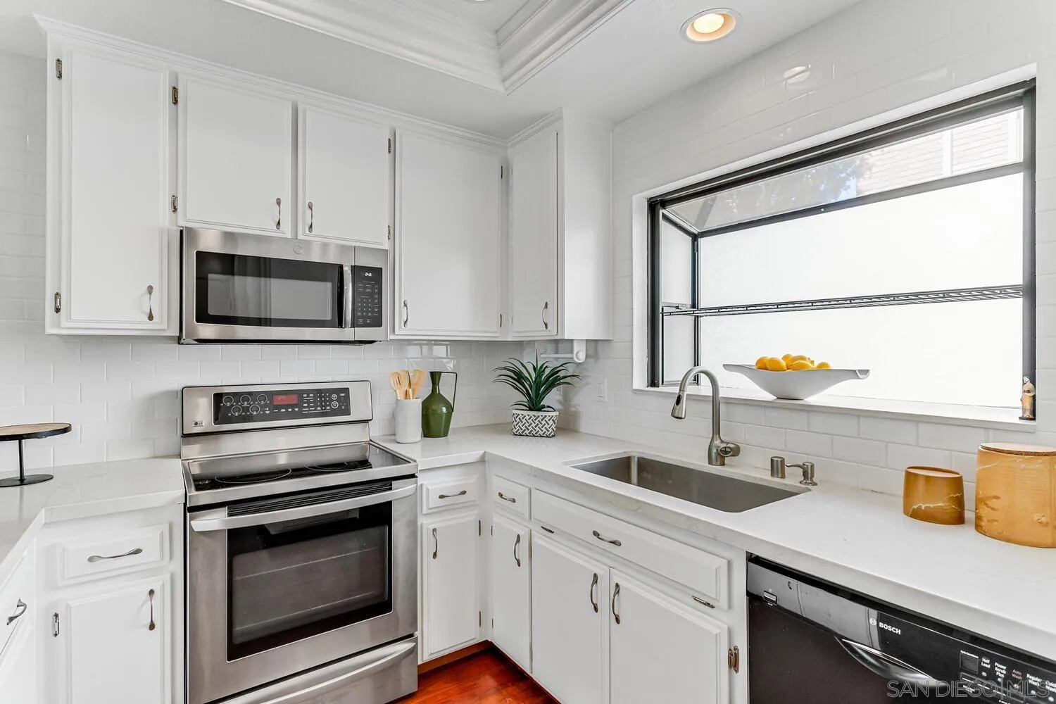 3118 Canon St. Unit 9