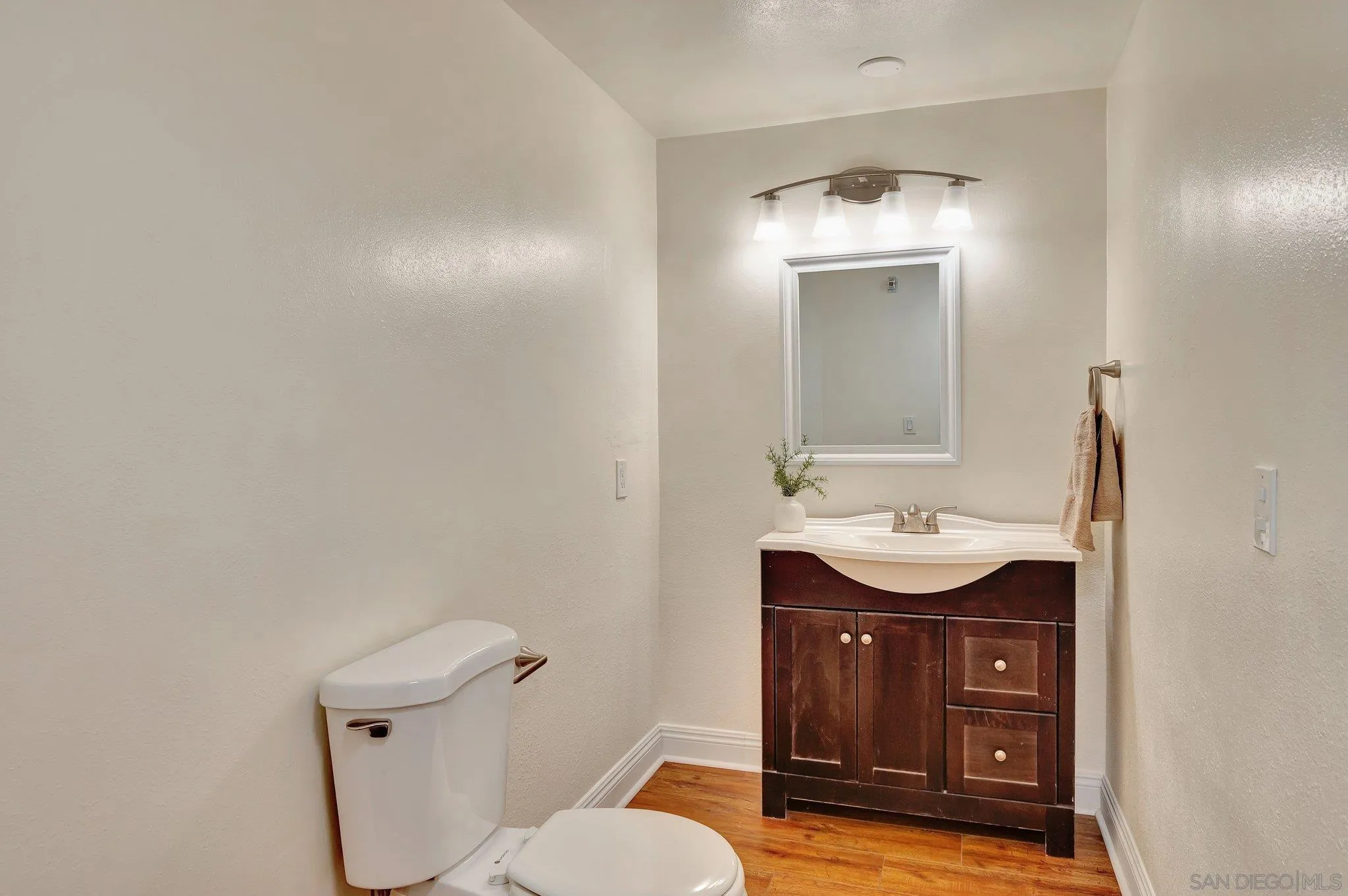 623 Whitney Way Unit 141