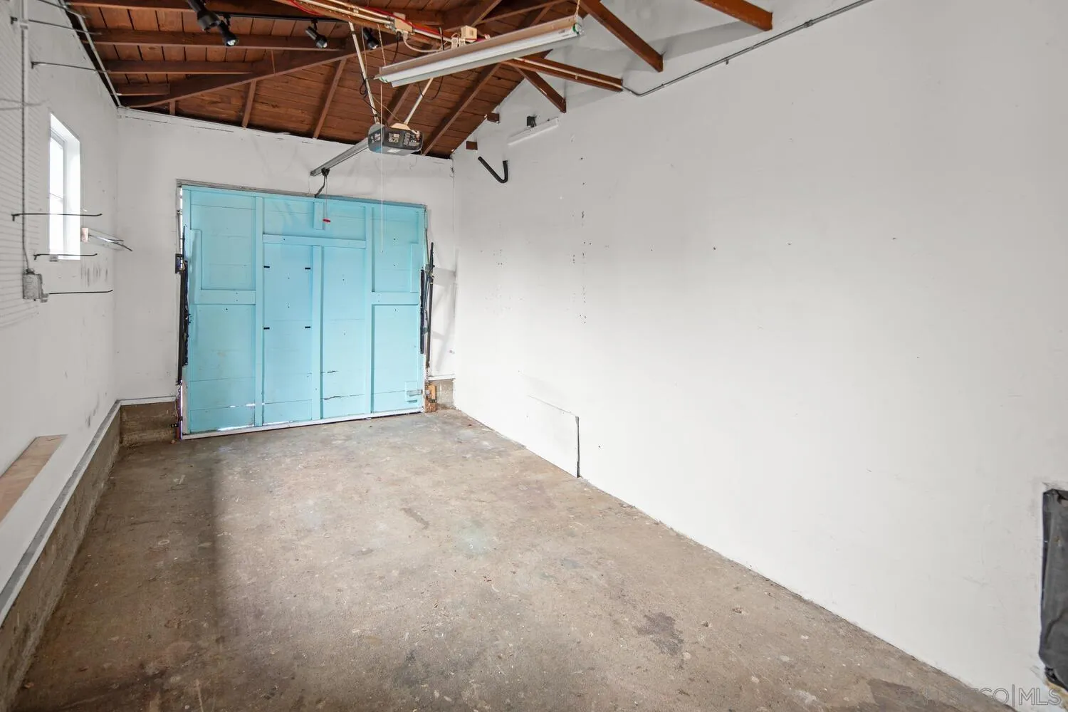 4303 Montalvo St.