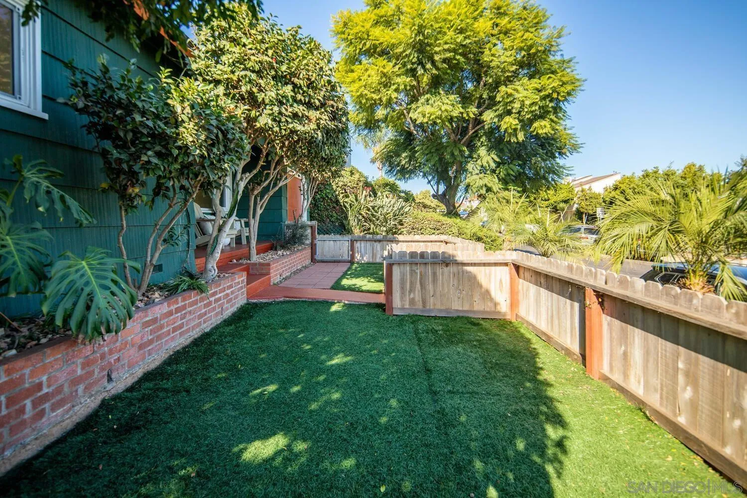 4303 Montalvo St.