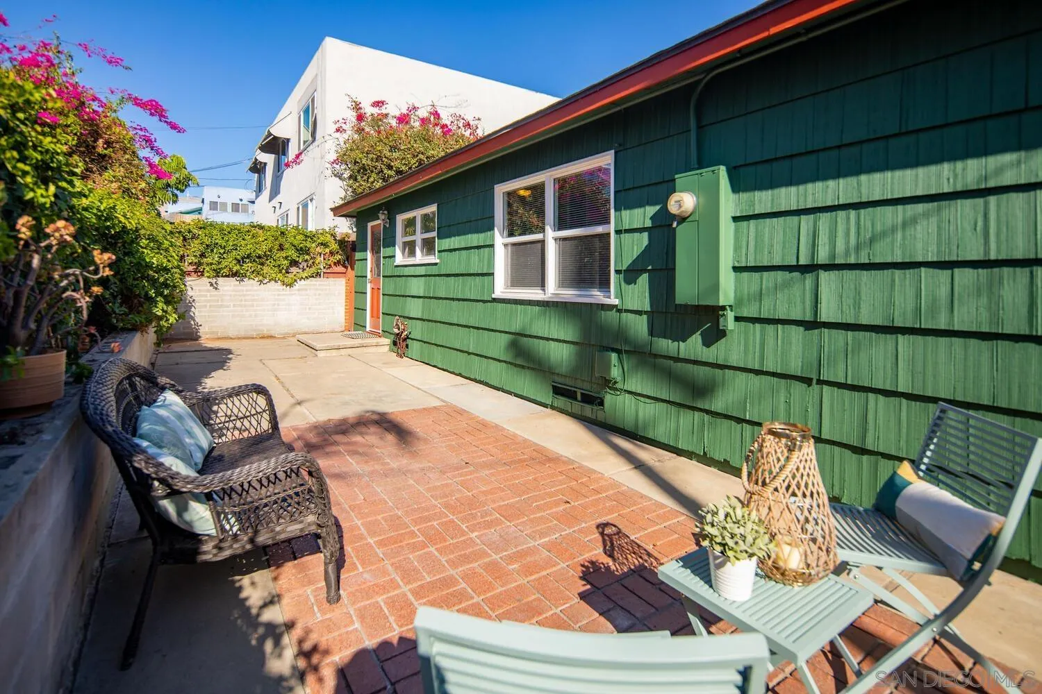 4303 Montalvo St.