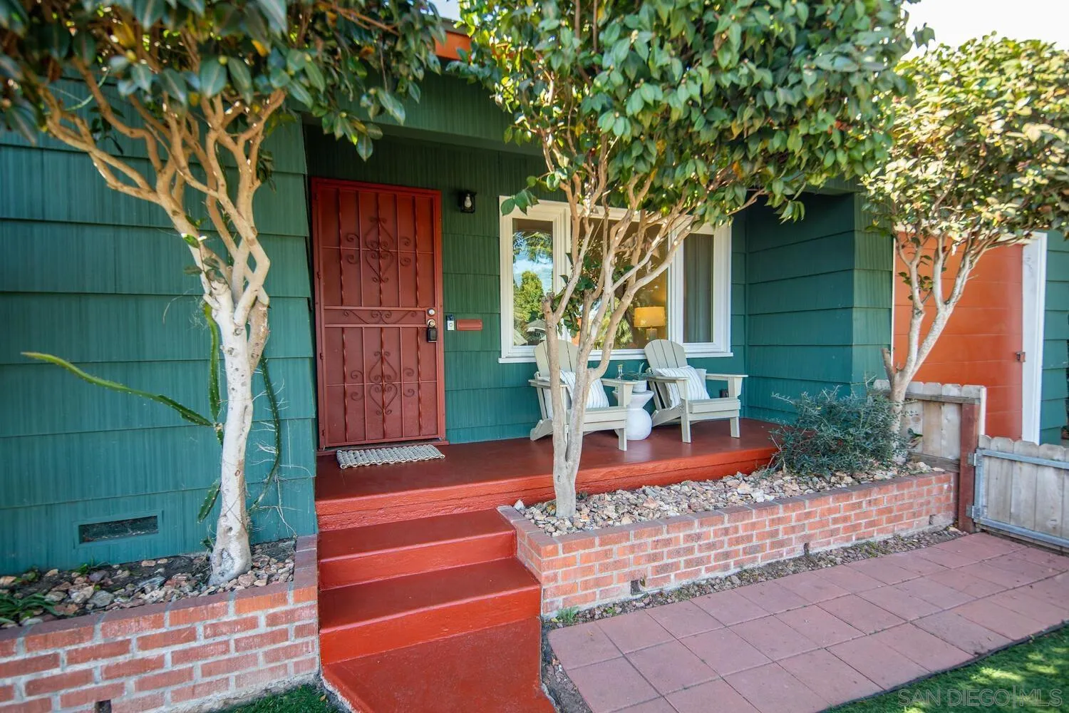 4303 Montalvo St.