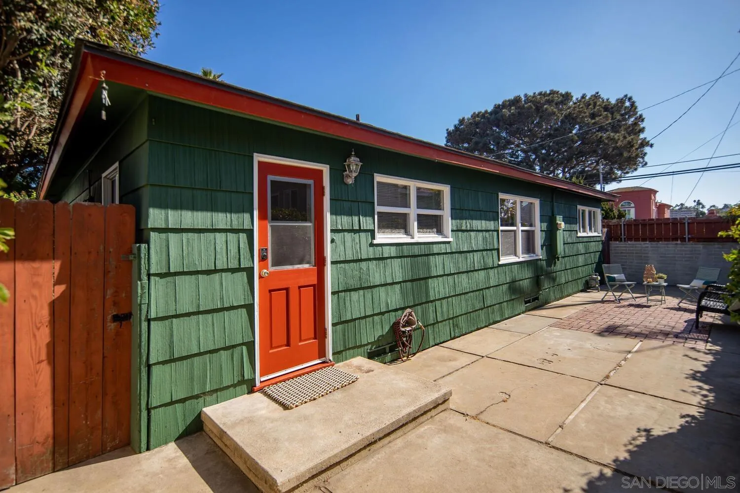 4303 Montalvo St.