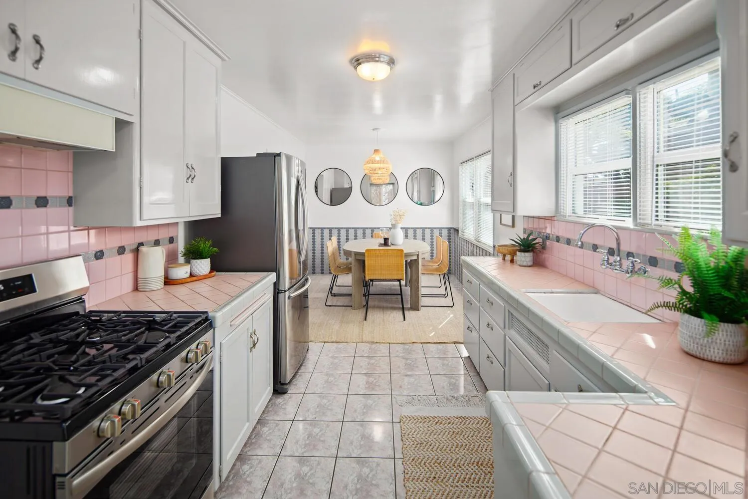 4303 Montalvo St.