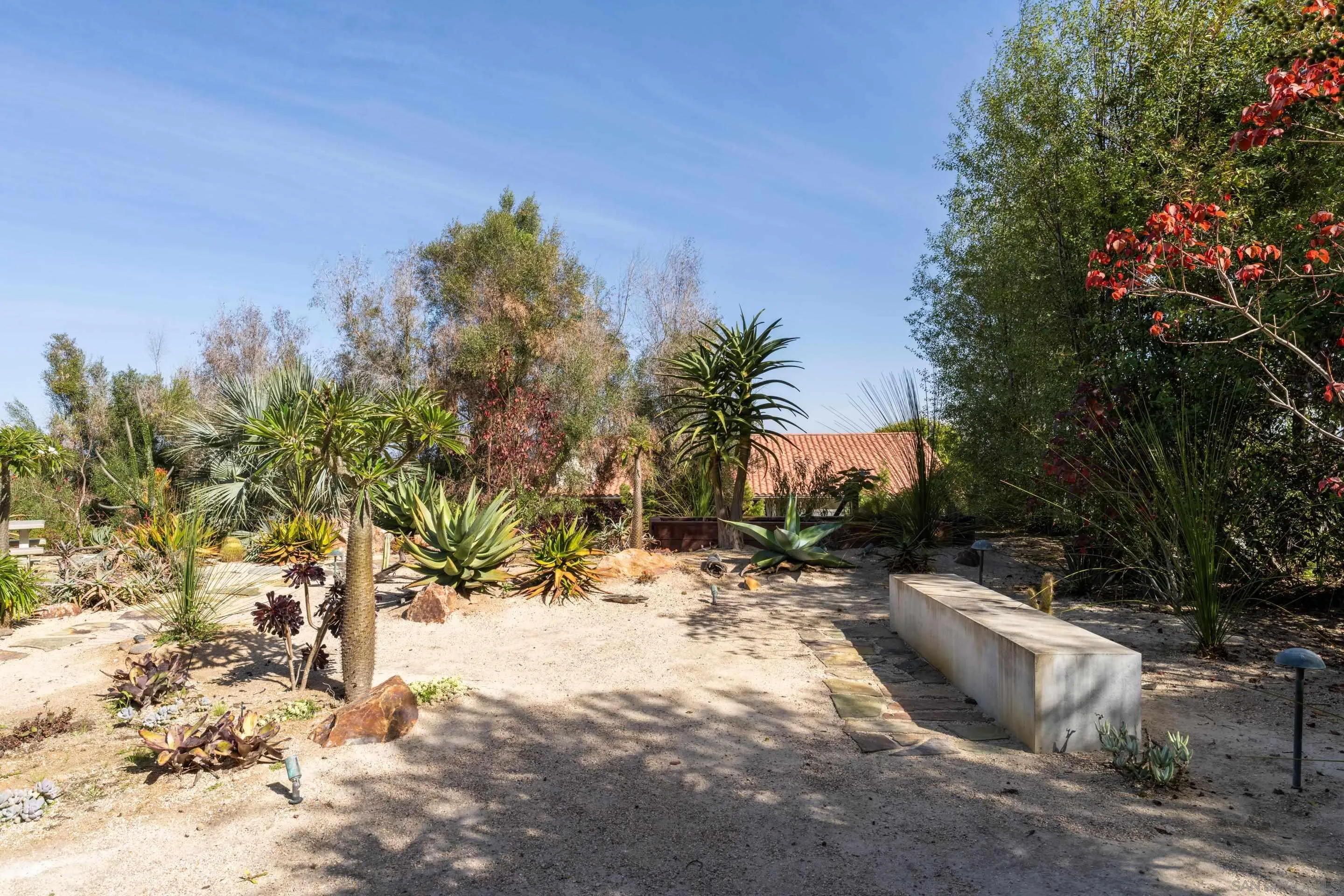 5665 Soledad Mountain Rd