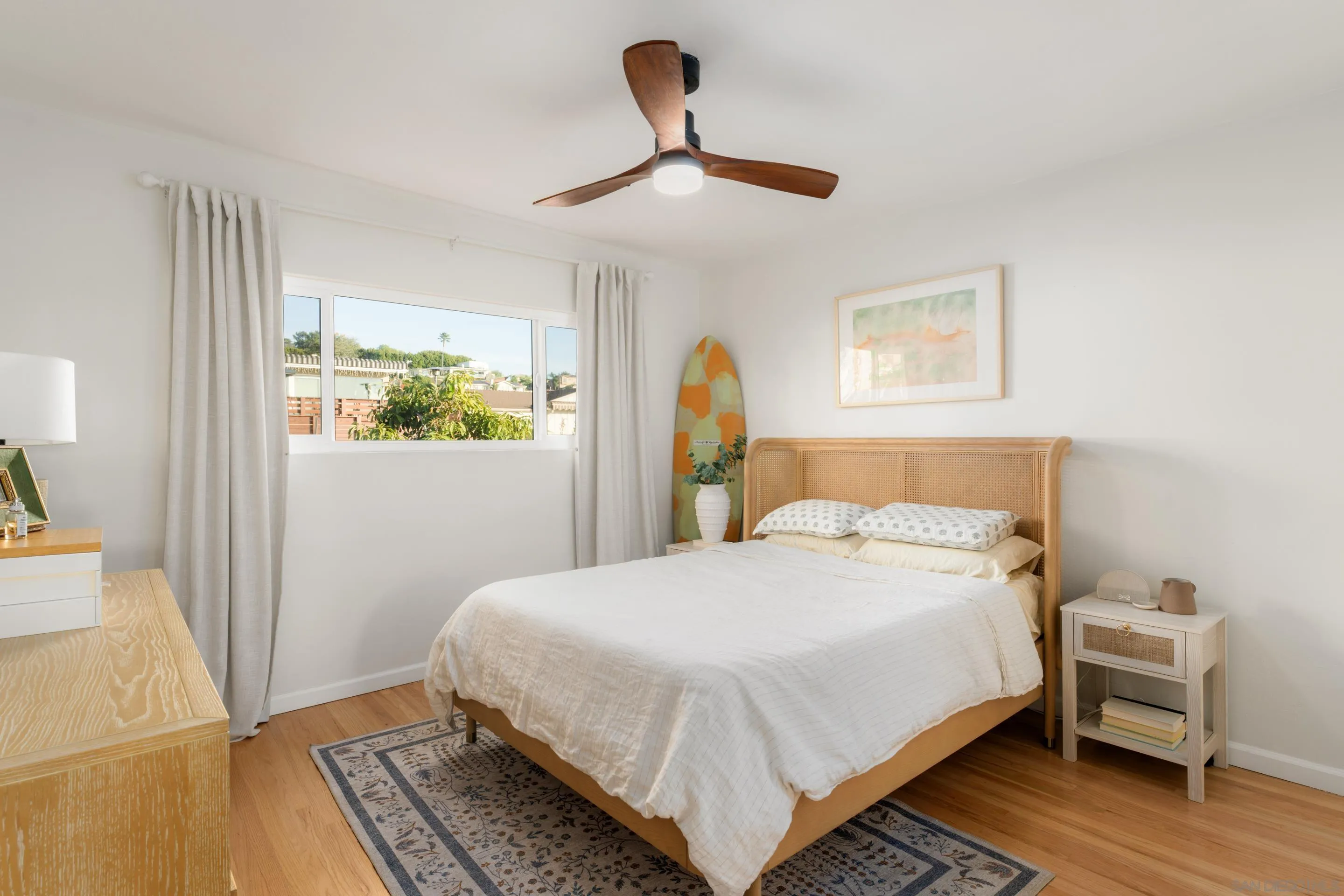 3560 Moultrie