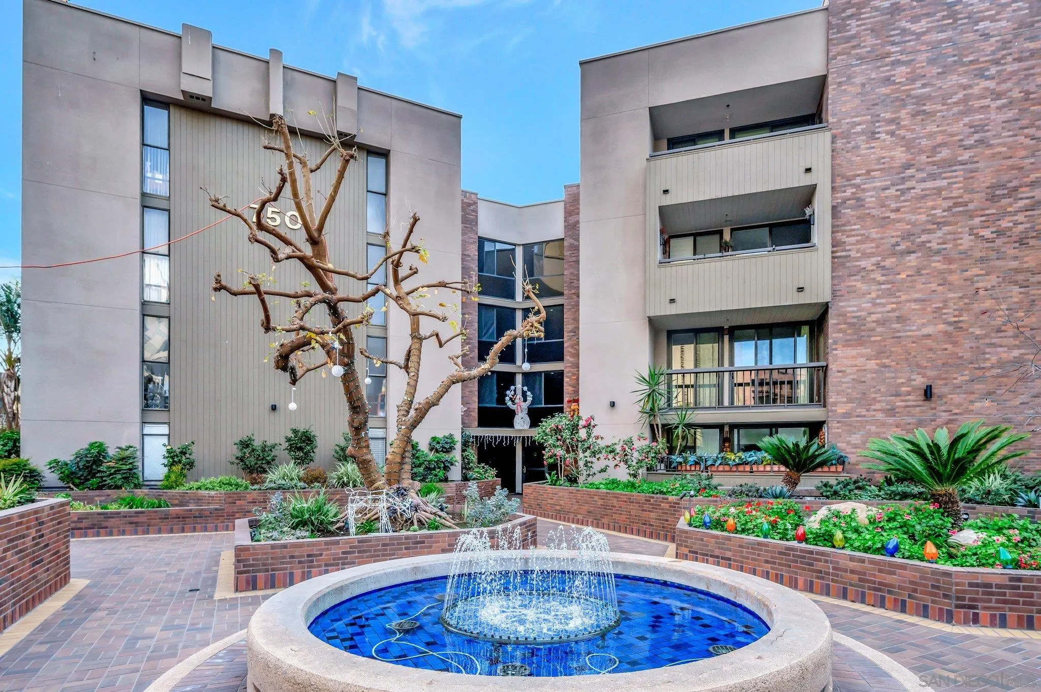 750 State St Unit 312