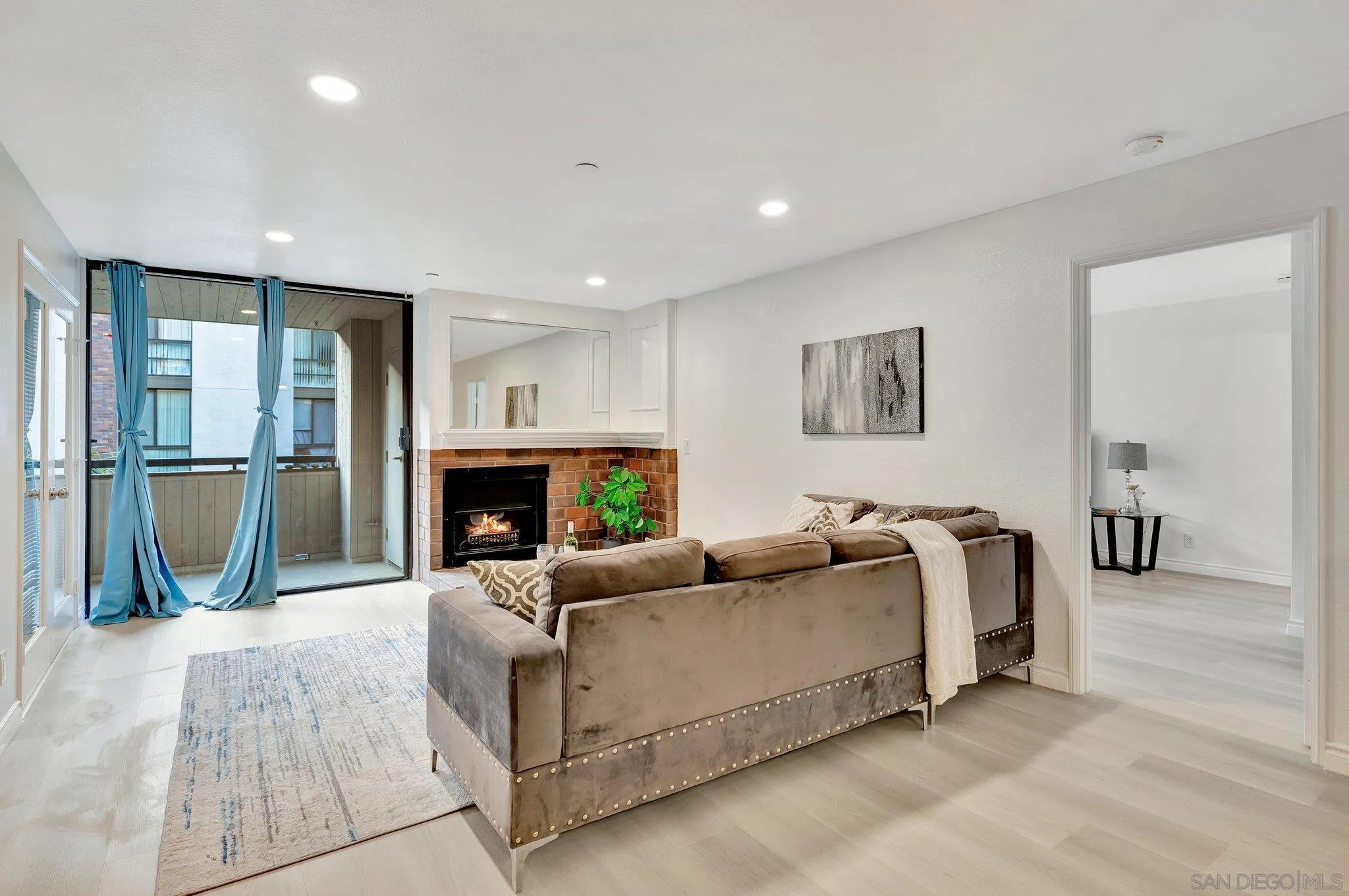 750 State St Unit 312