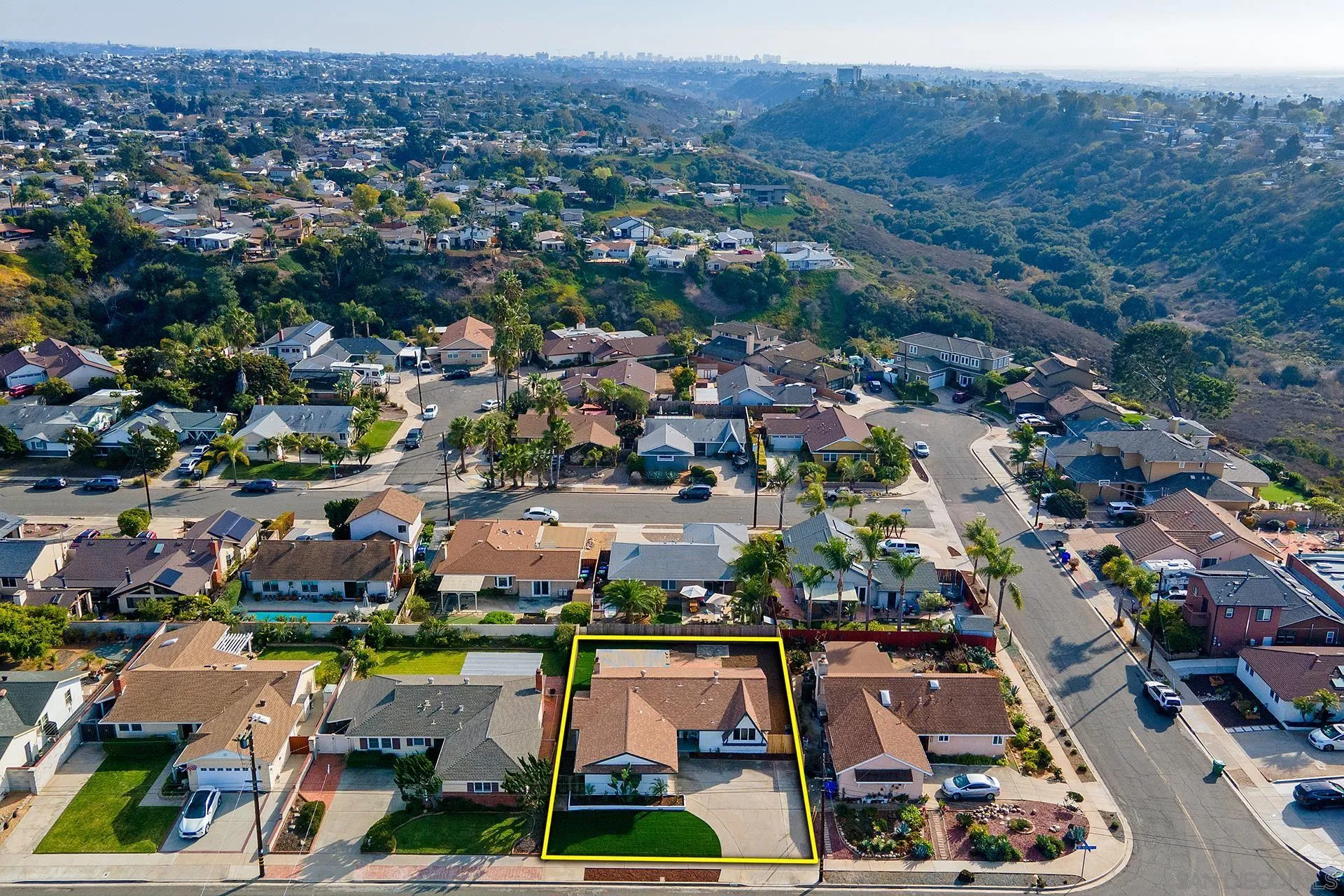 4431 Mount Bigelow Dr