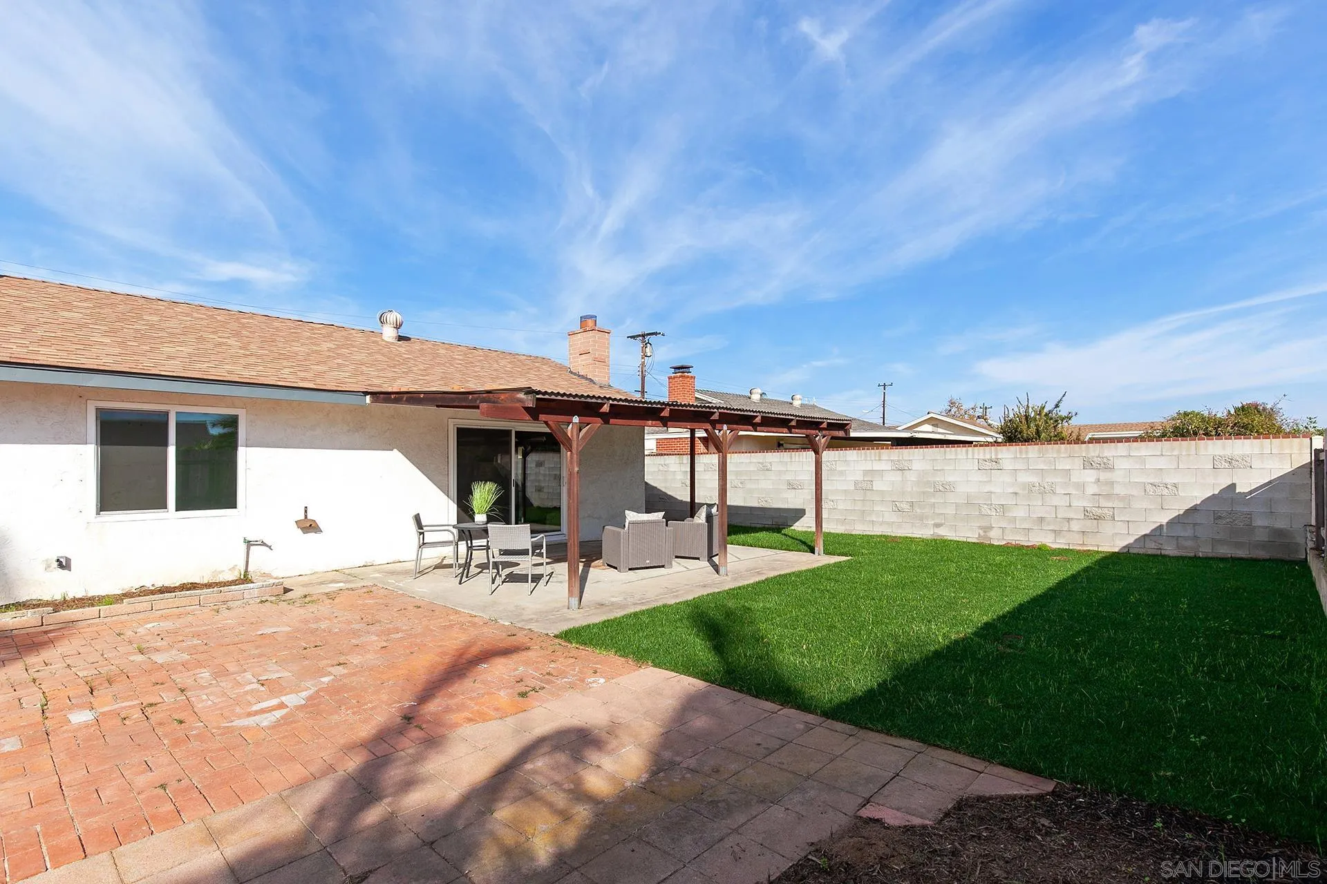 4431 Mount Bigelow Dr