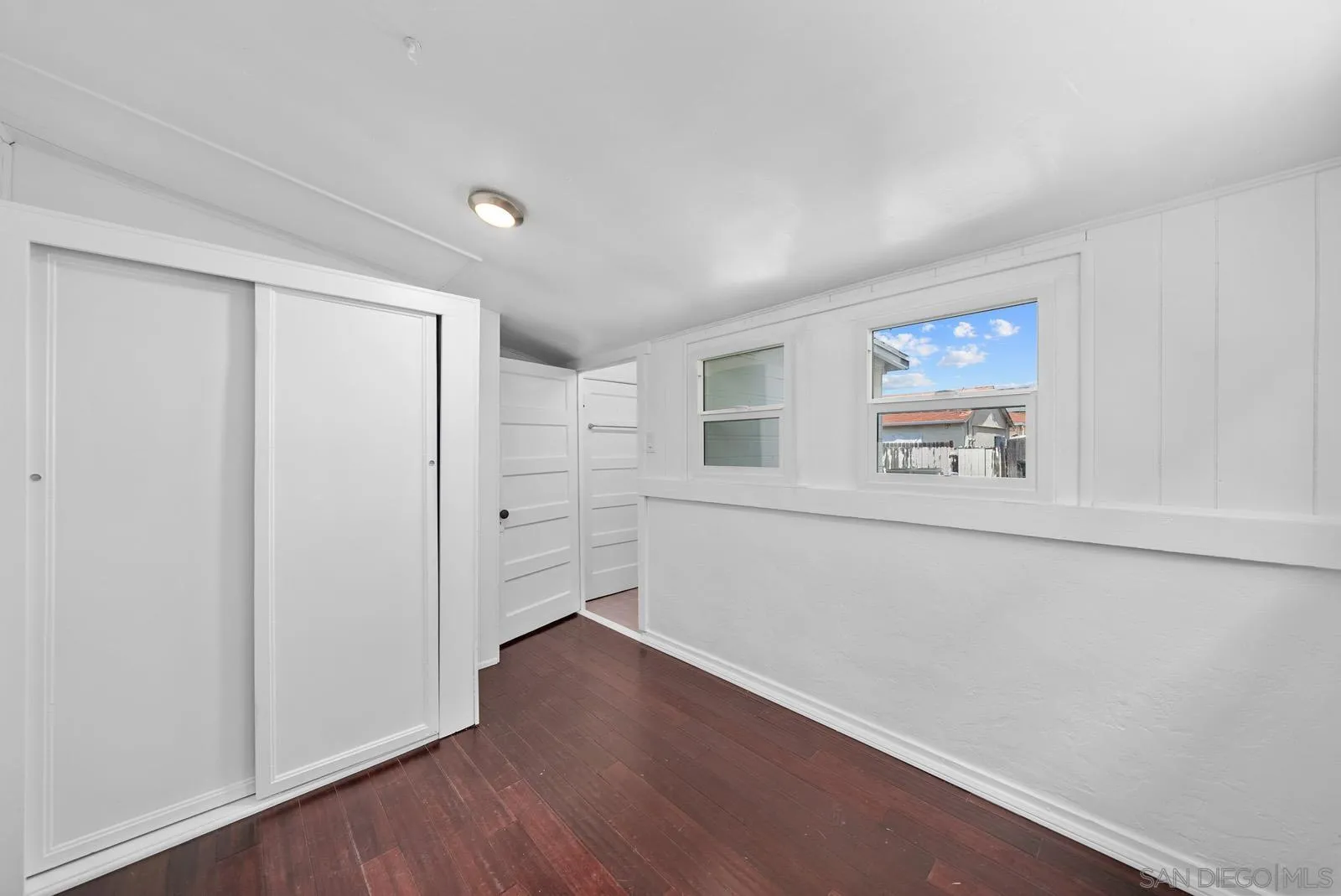 4469-75 Altadena Avenue