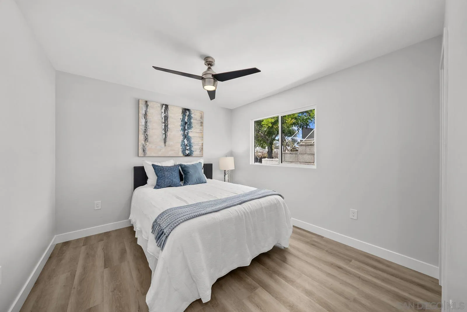 4469-75 Altadena Avenue