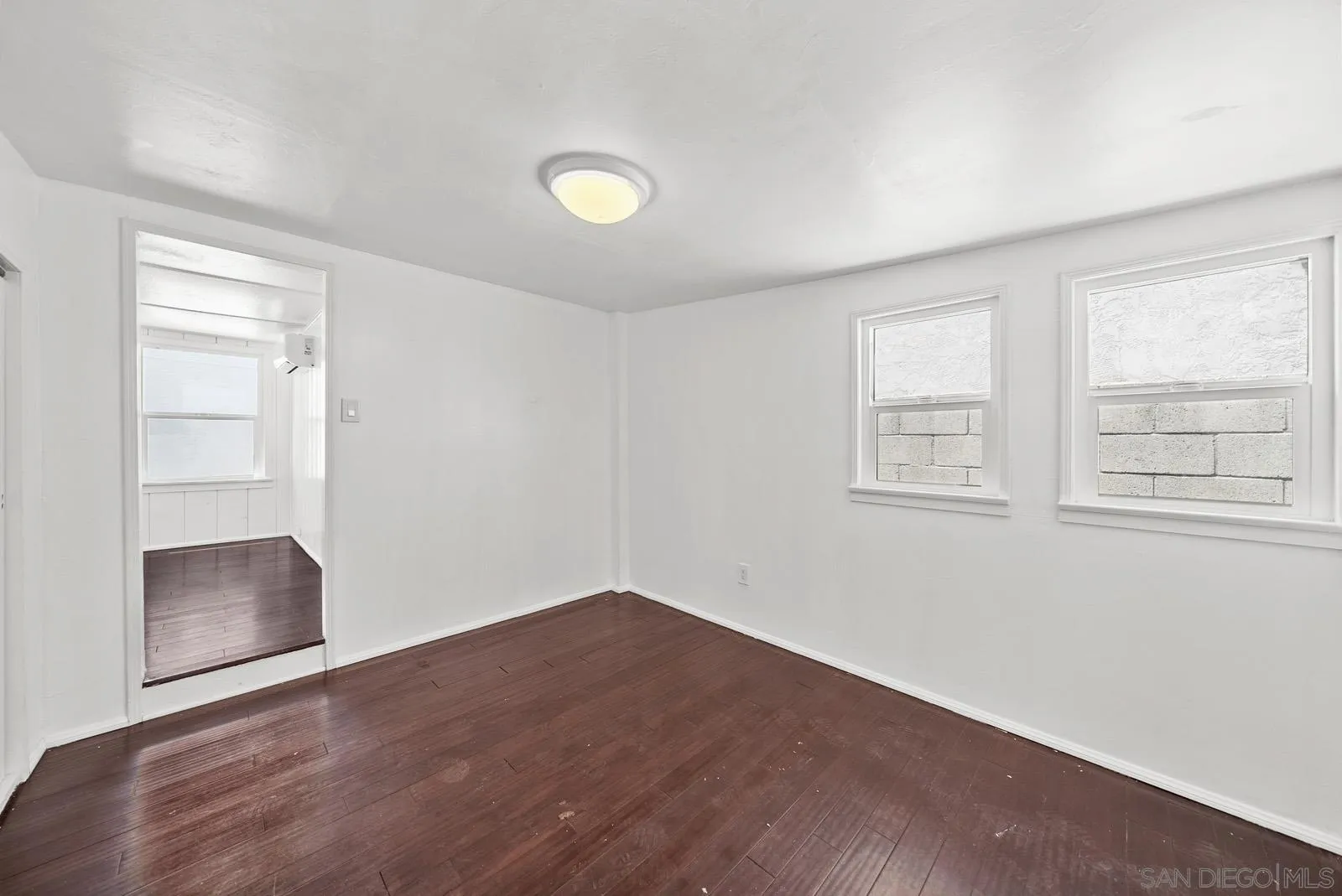 4469-75 Altadena Avenue