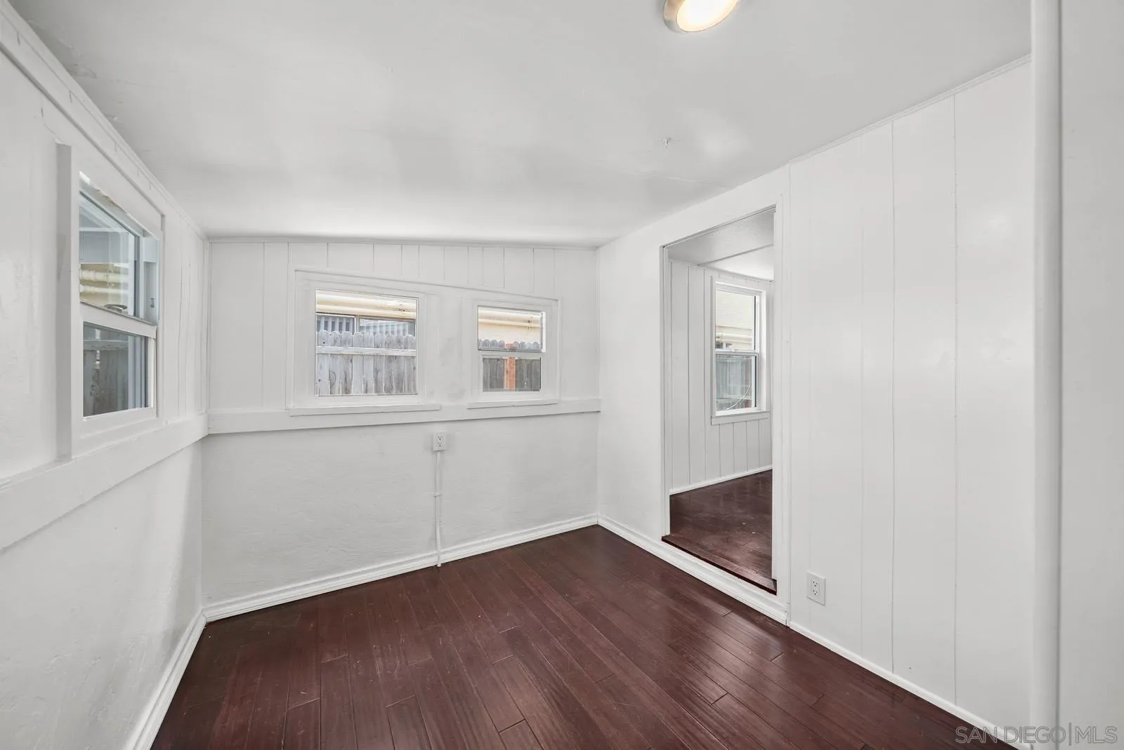 4469-75 Altadena Avenue