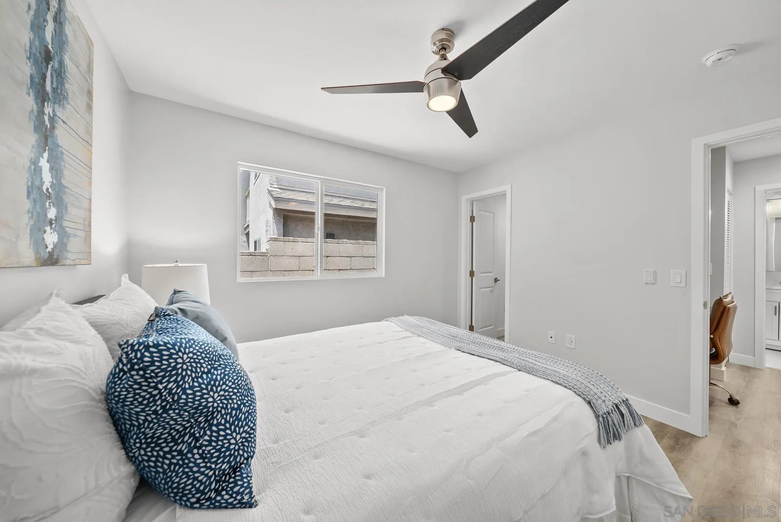 4469-75 Altadena Avenue