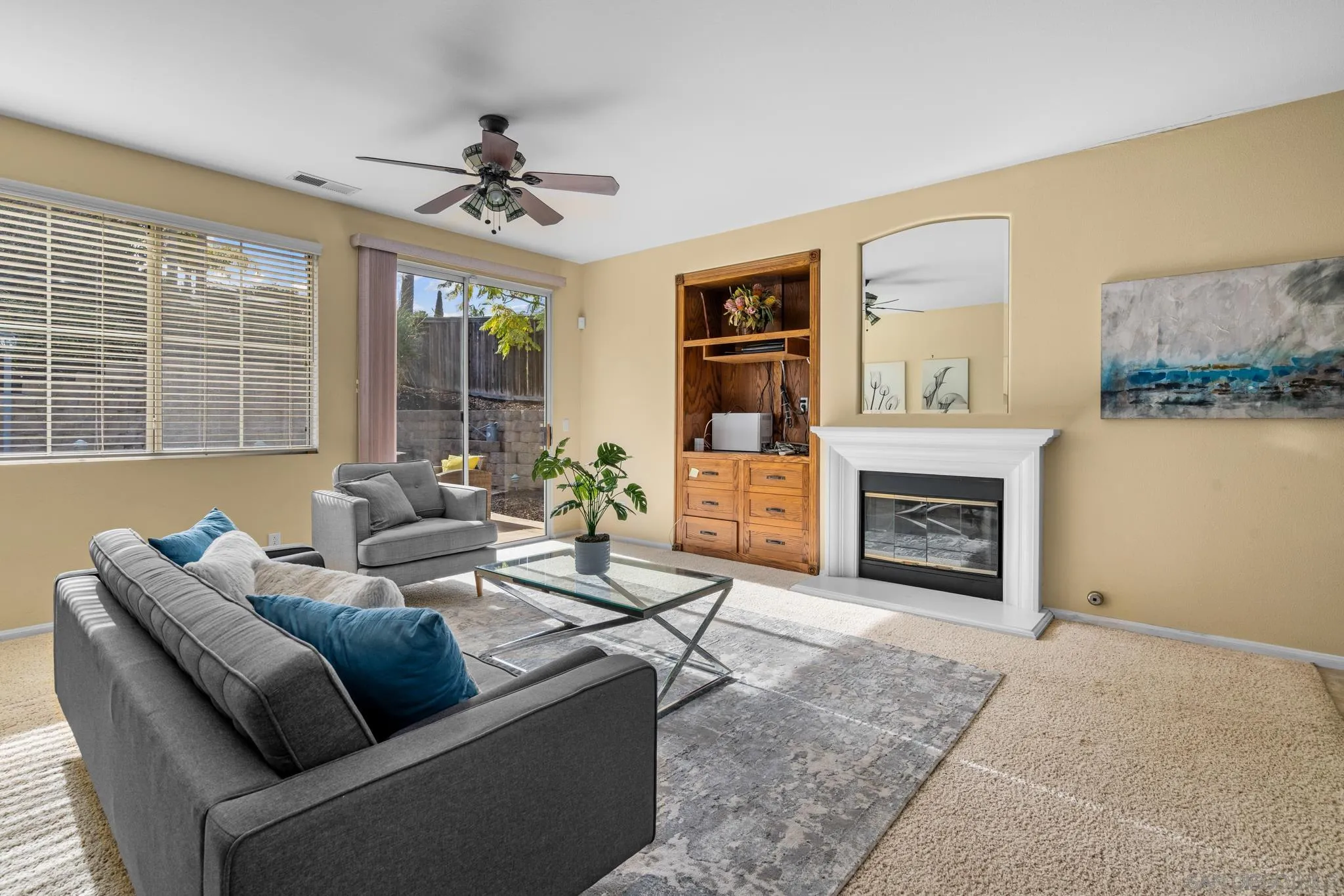 4905 Verona St
