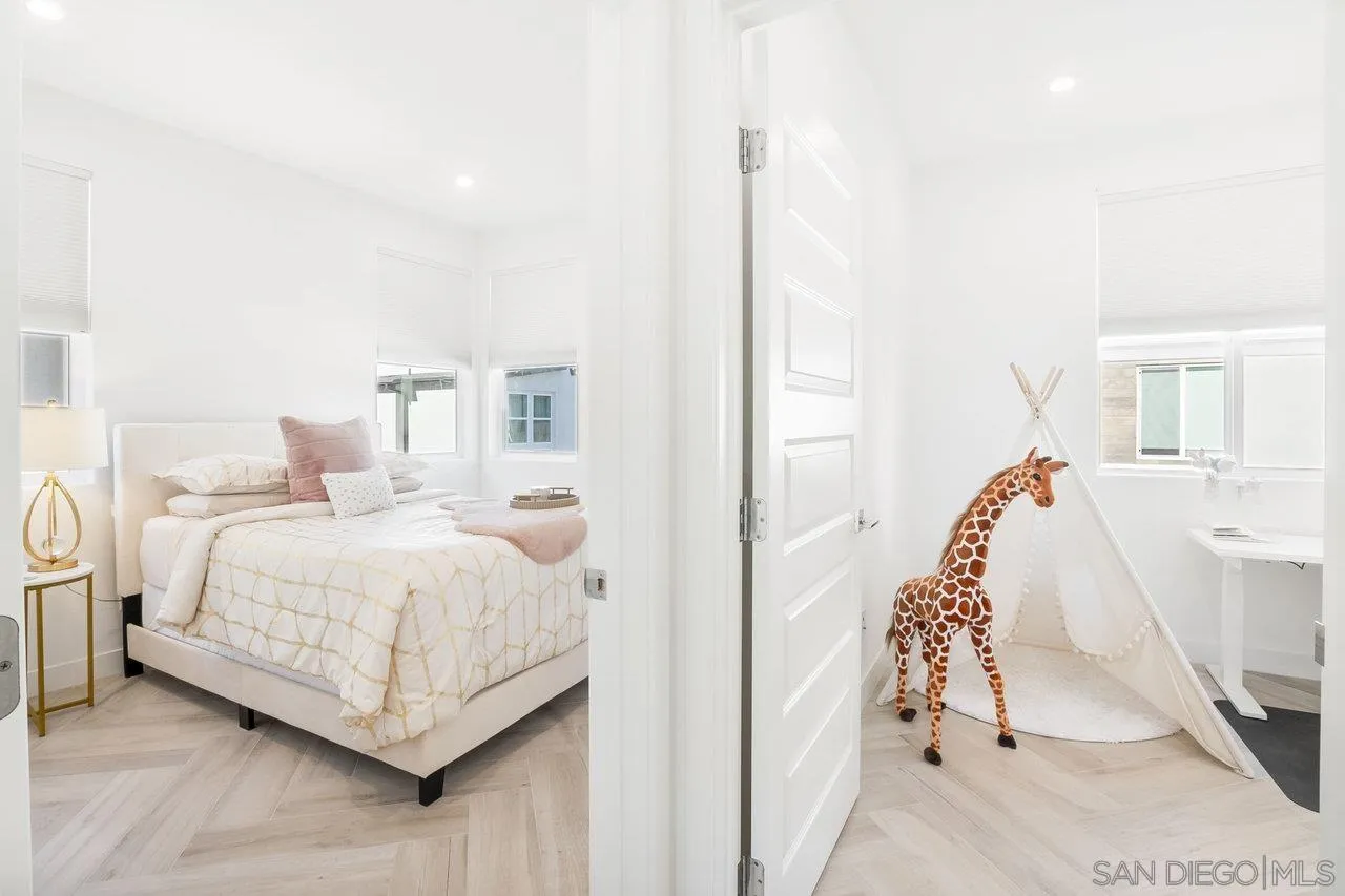 2868 Avella Cir
