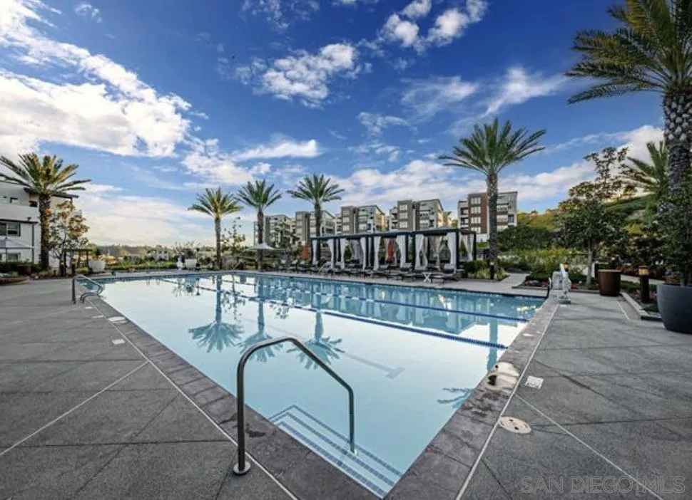 2868 Avella Cir