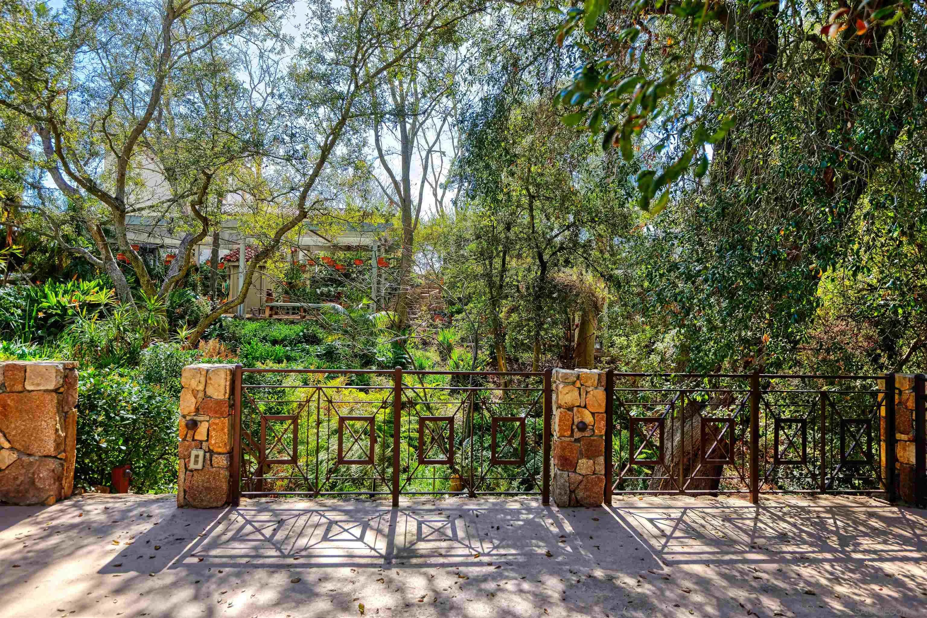 16540 Green Valley Truck Trail