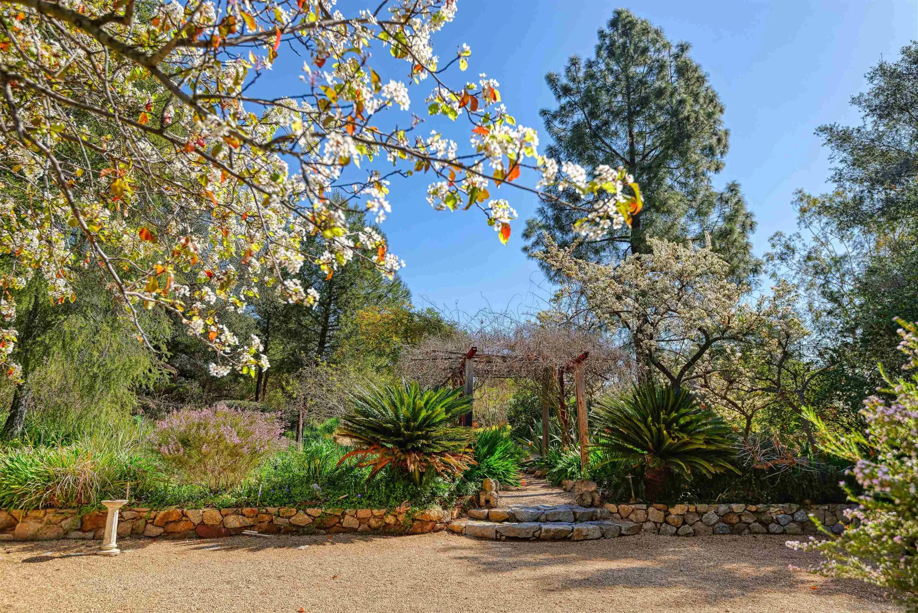 16540 Green Valley Truck Trail