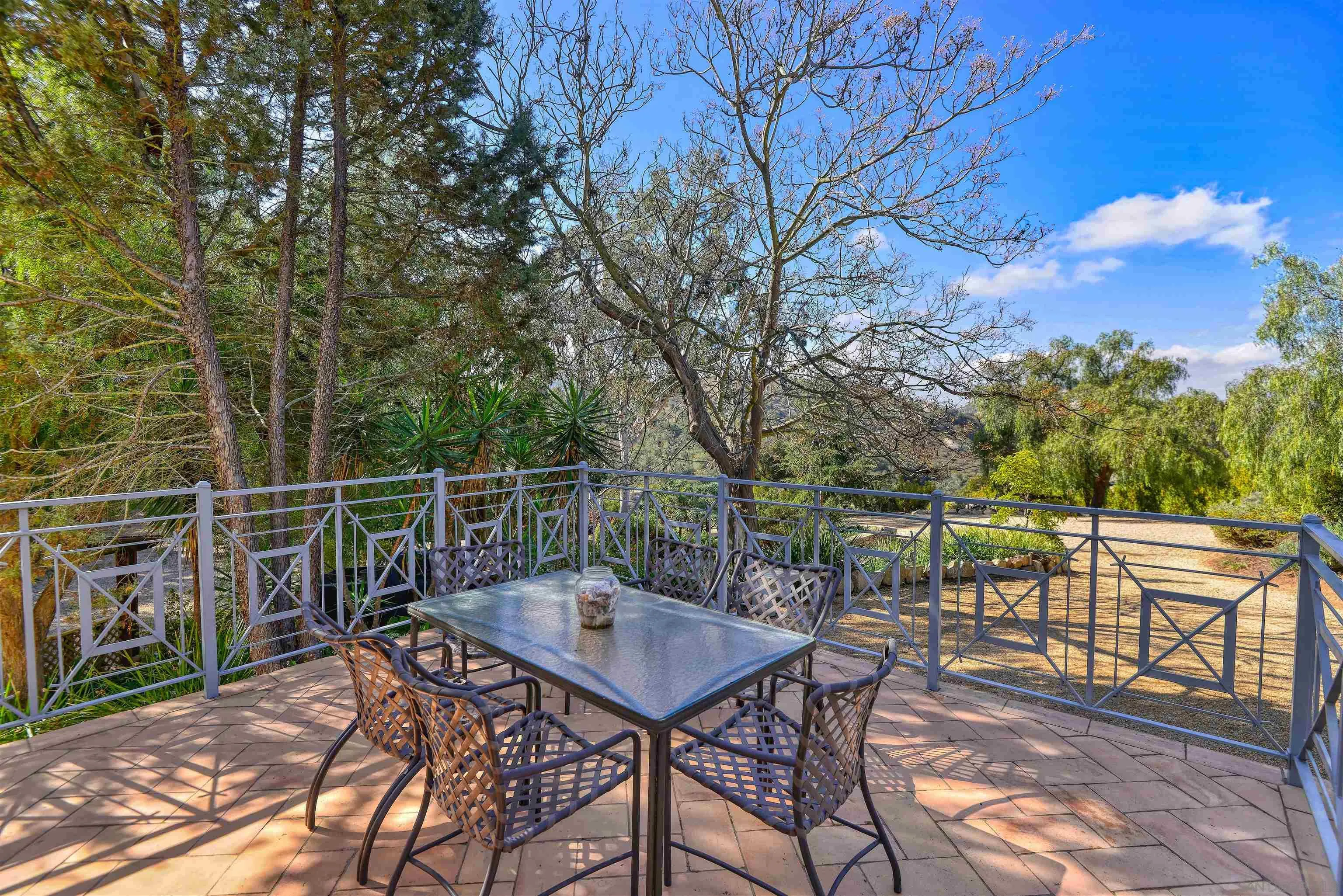 16540 Green Valley Truck Trail