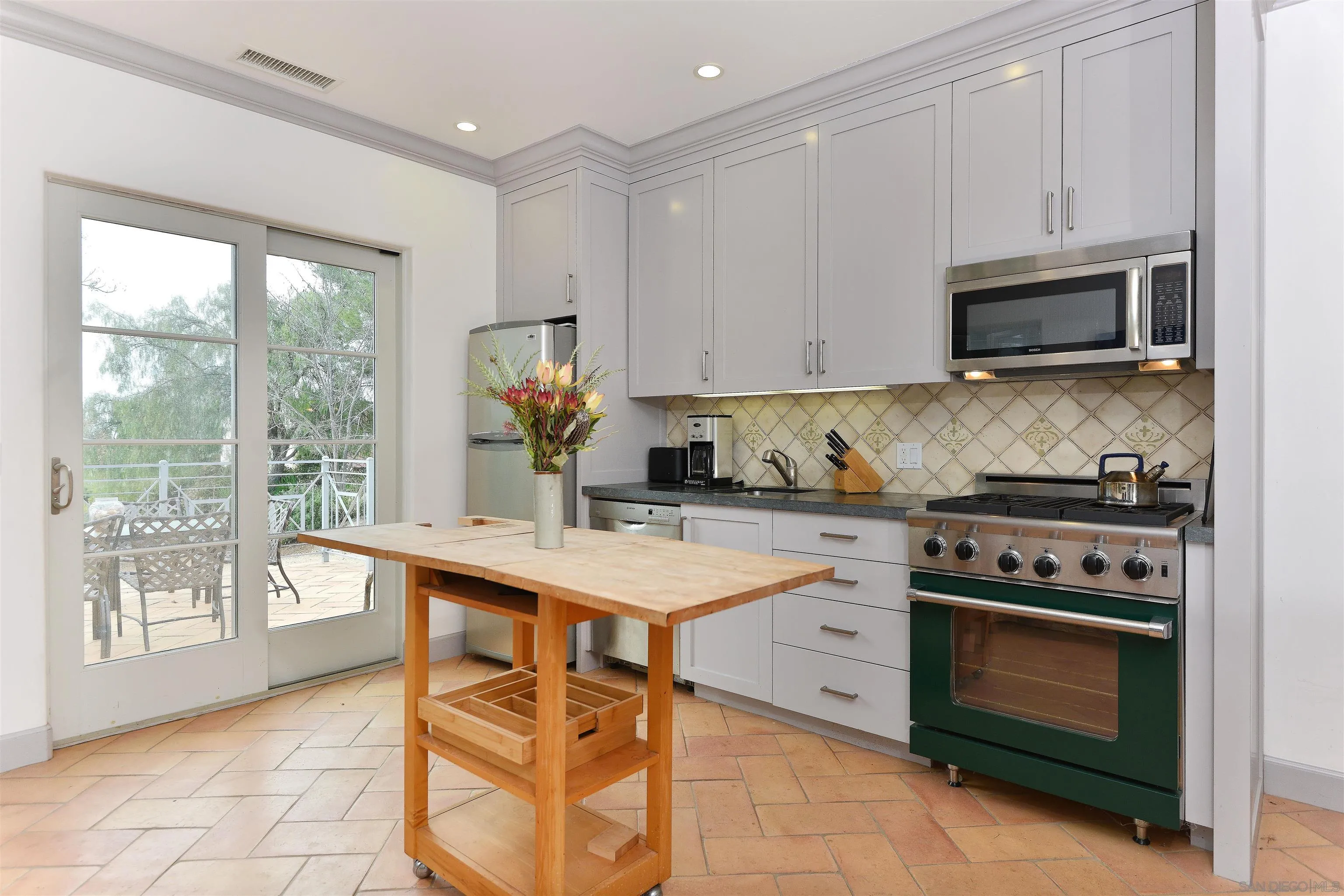 16540 Green Valley Truck Trail