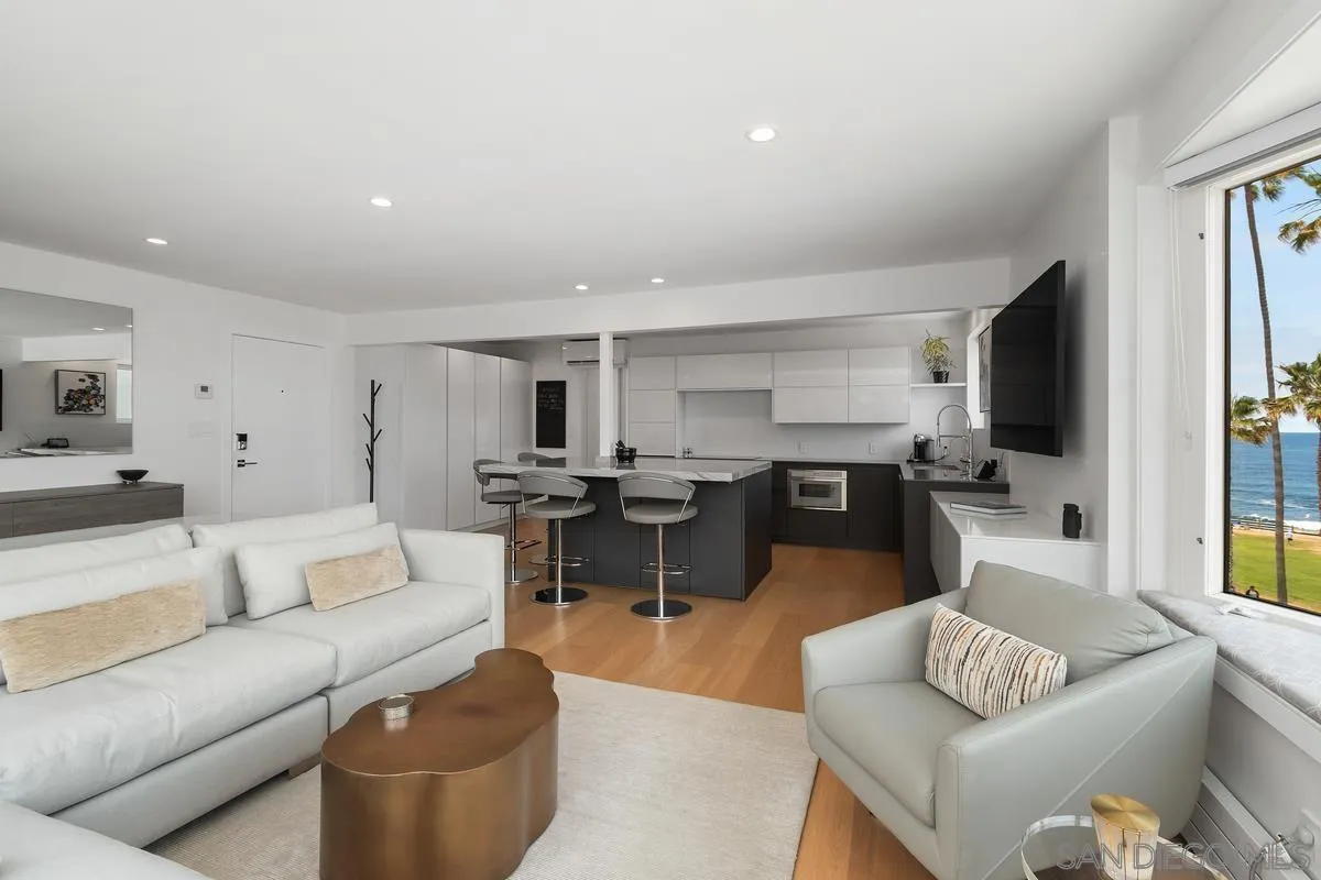 8040 Girard Ave Unit 7
