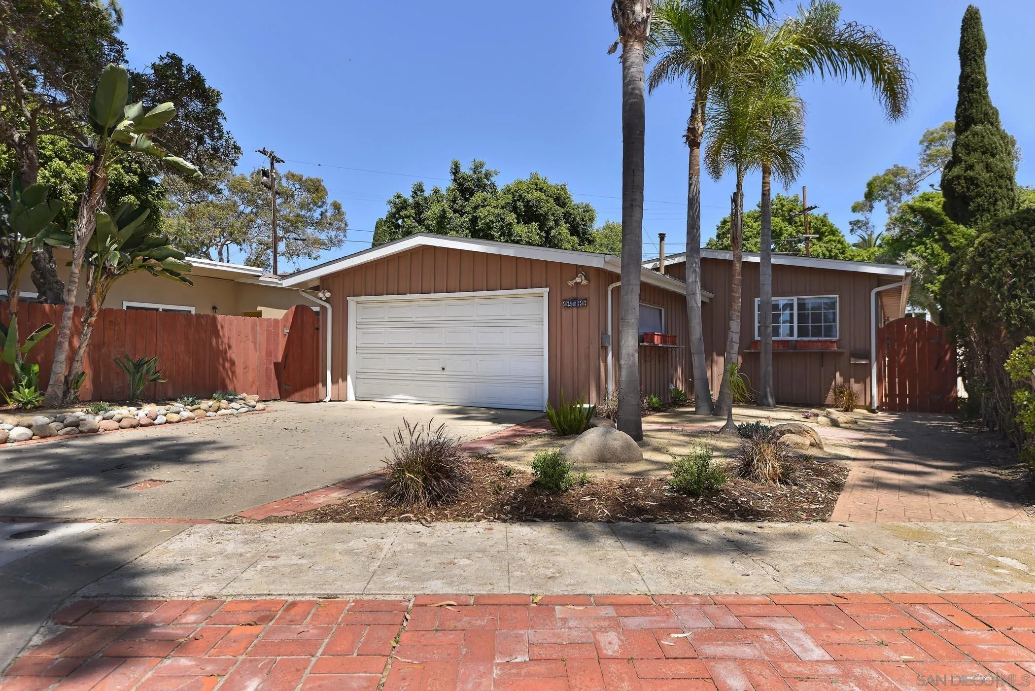 5417 Waverly Ave