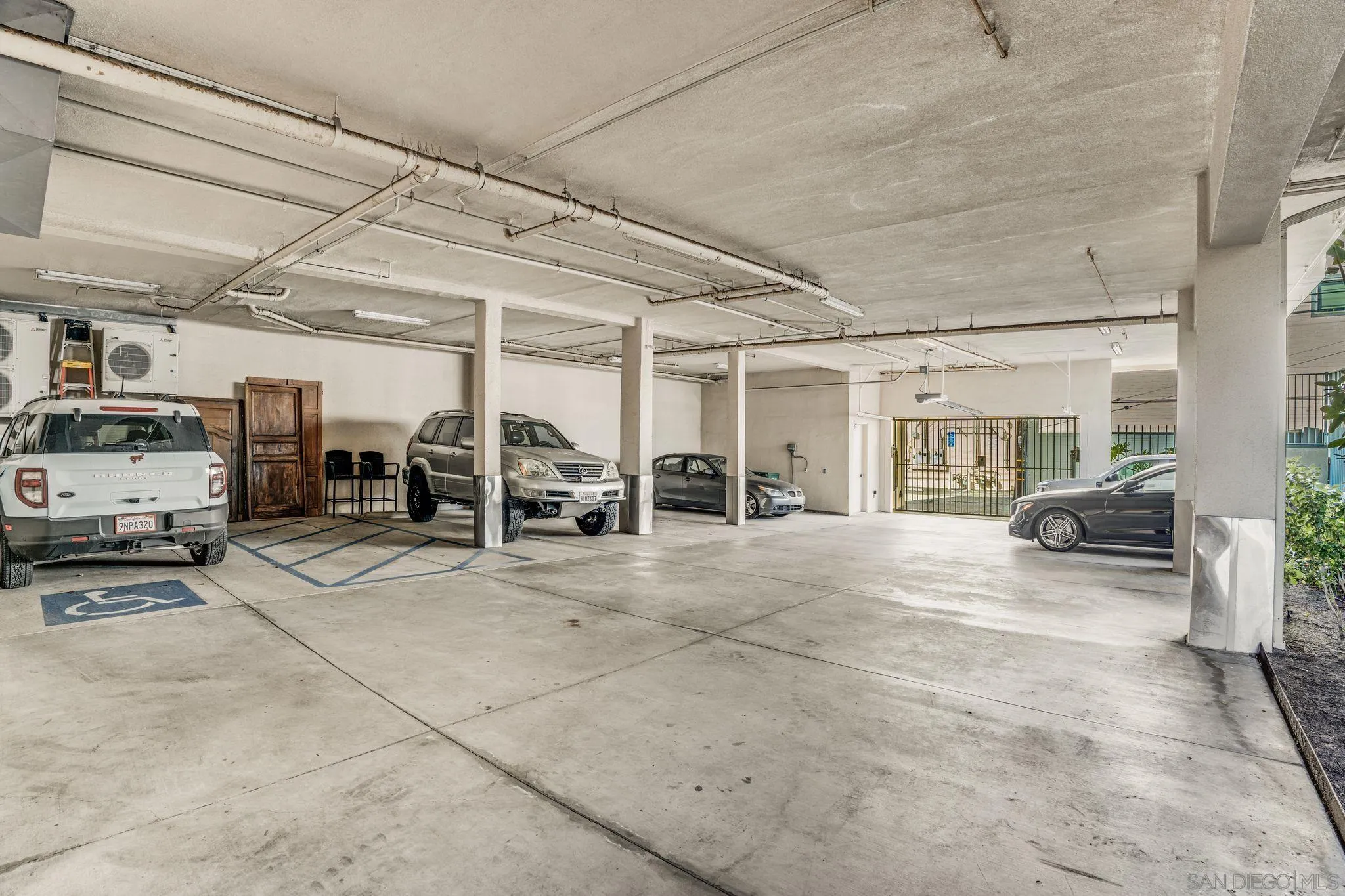 7622 Herschel Ave
