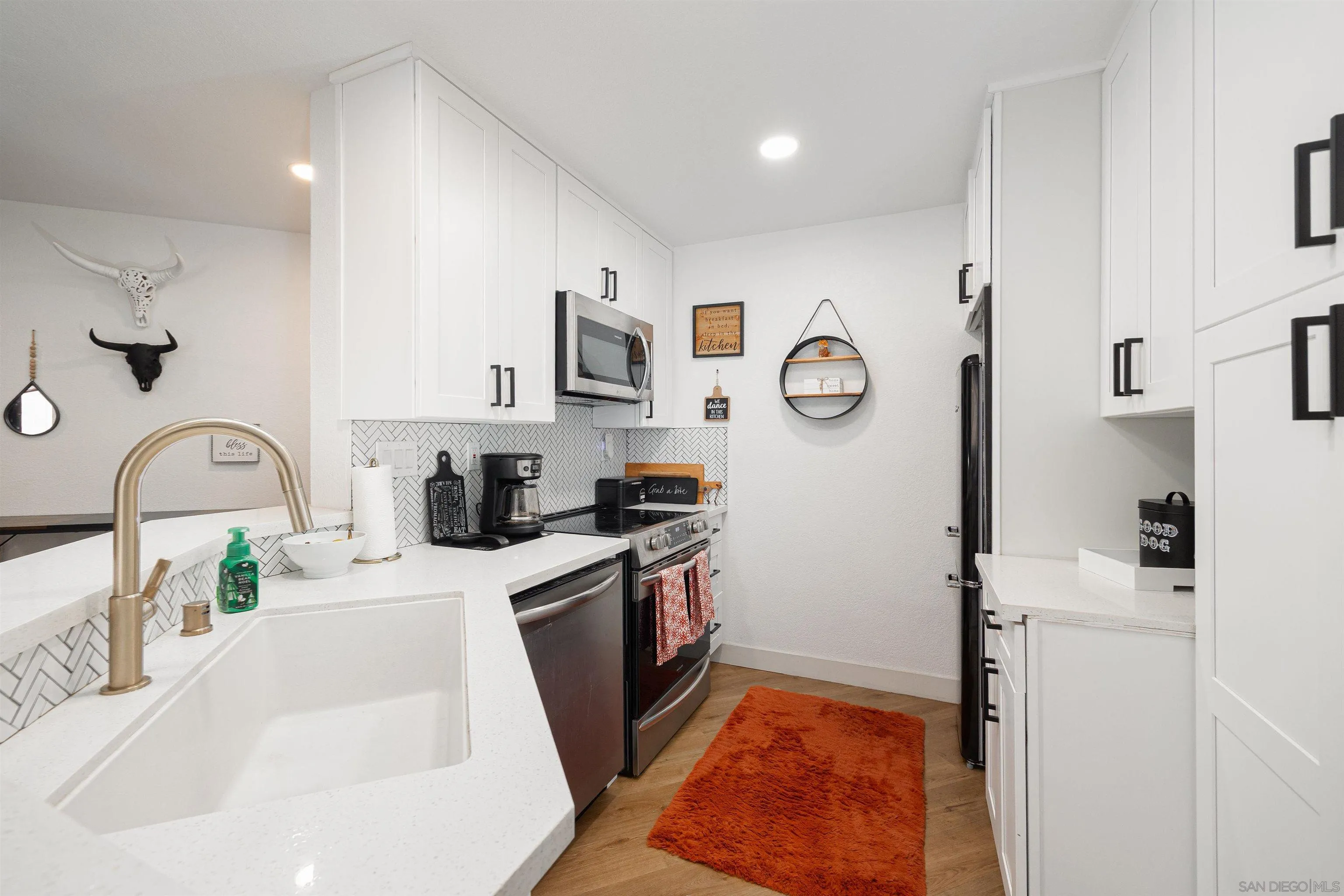 9765 Mesa Springs Way Unit 66
